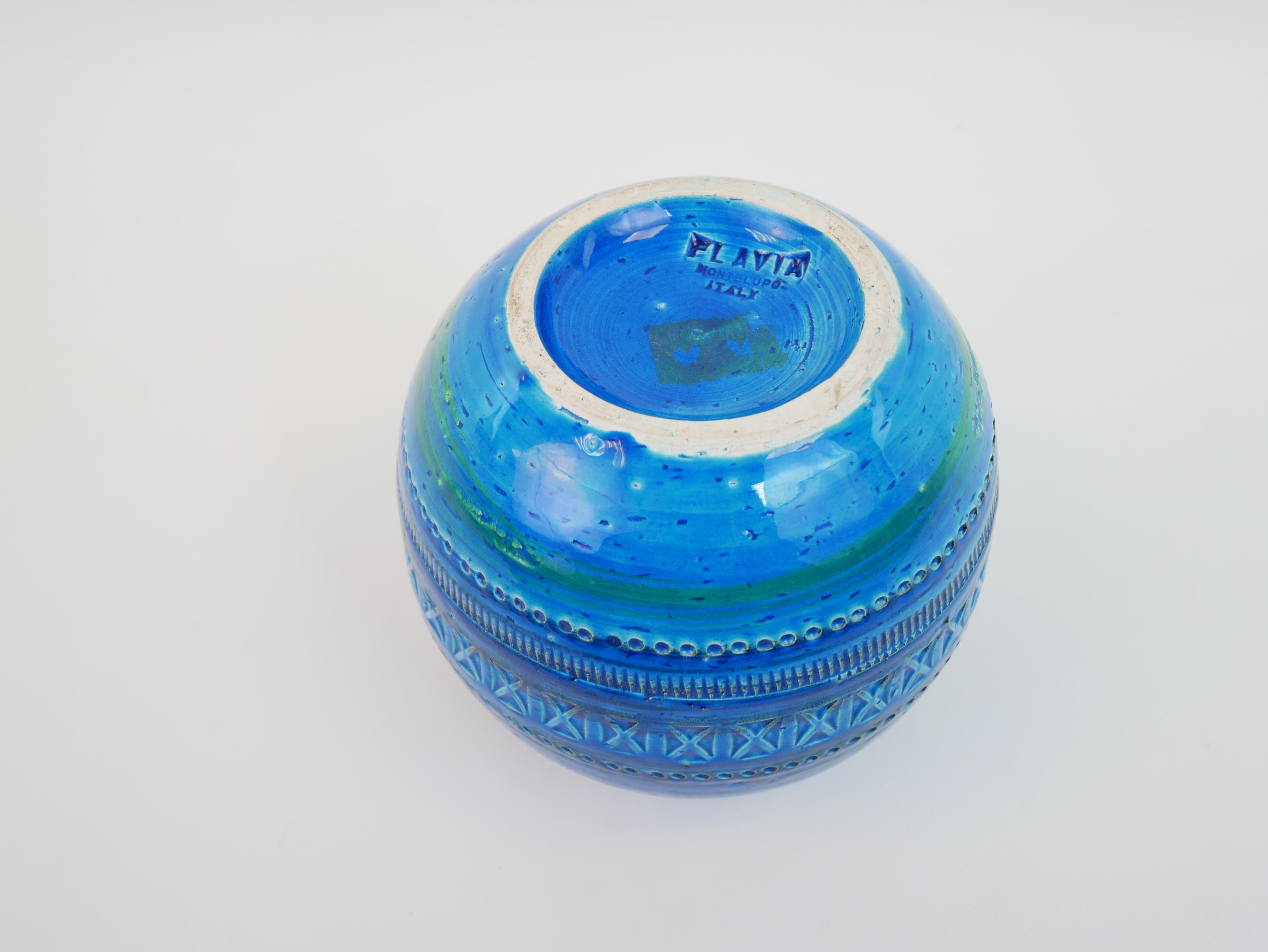 Remini blue vase by Aldo Londi for Flavia Bitossi Italy For Sale 7
