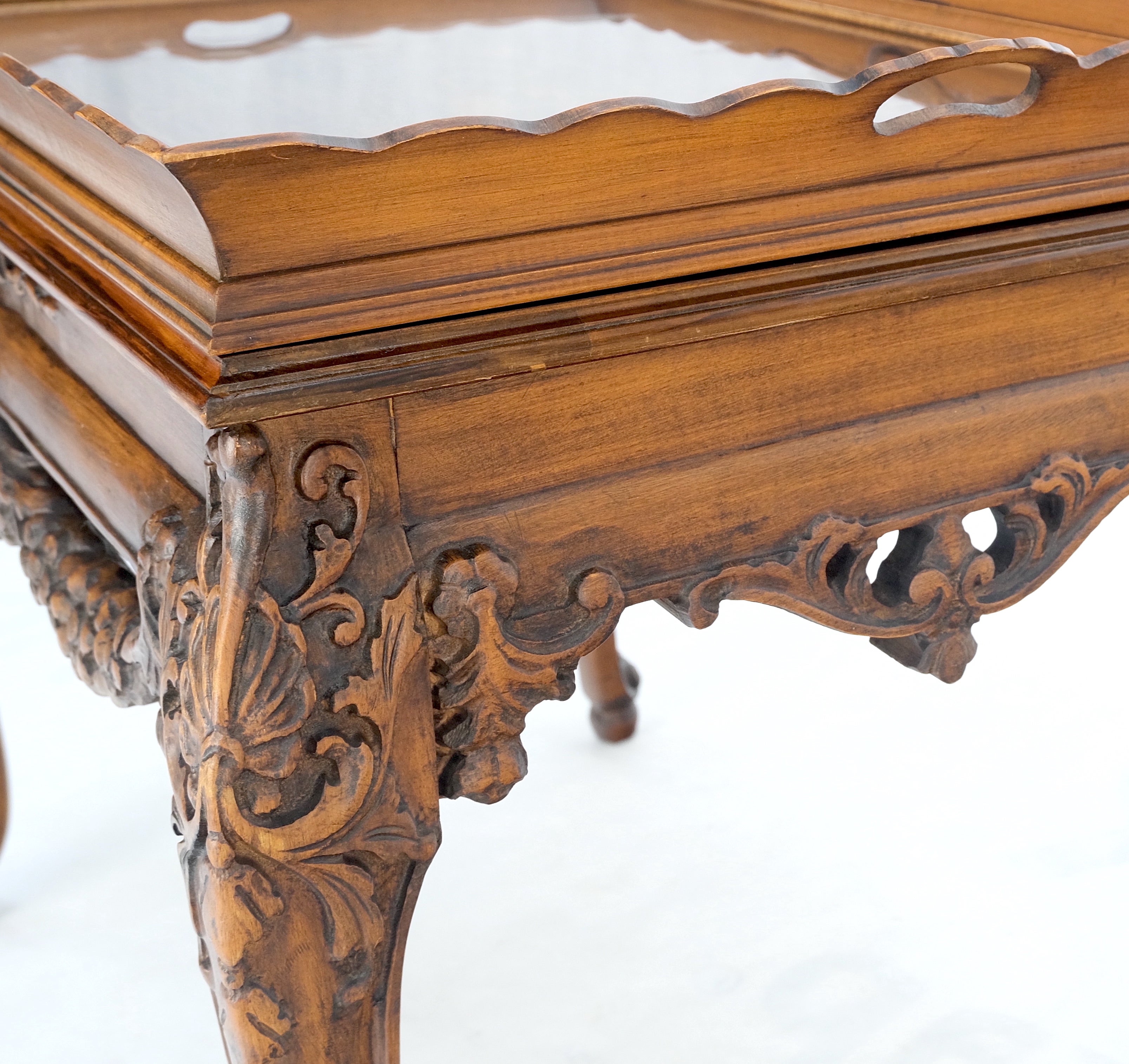 American Removable Tray Top Pierce Carved Inlayed Walnut Side End Table Stand Mint! For Sale