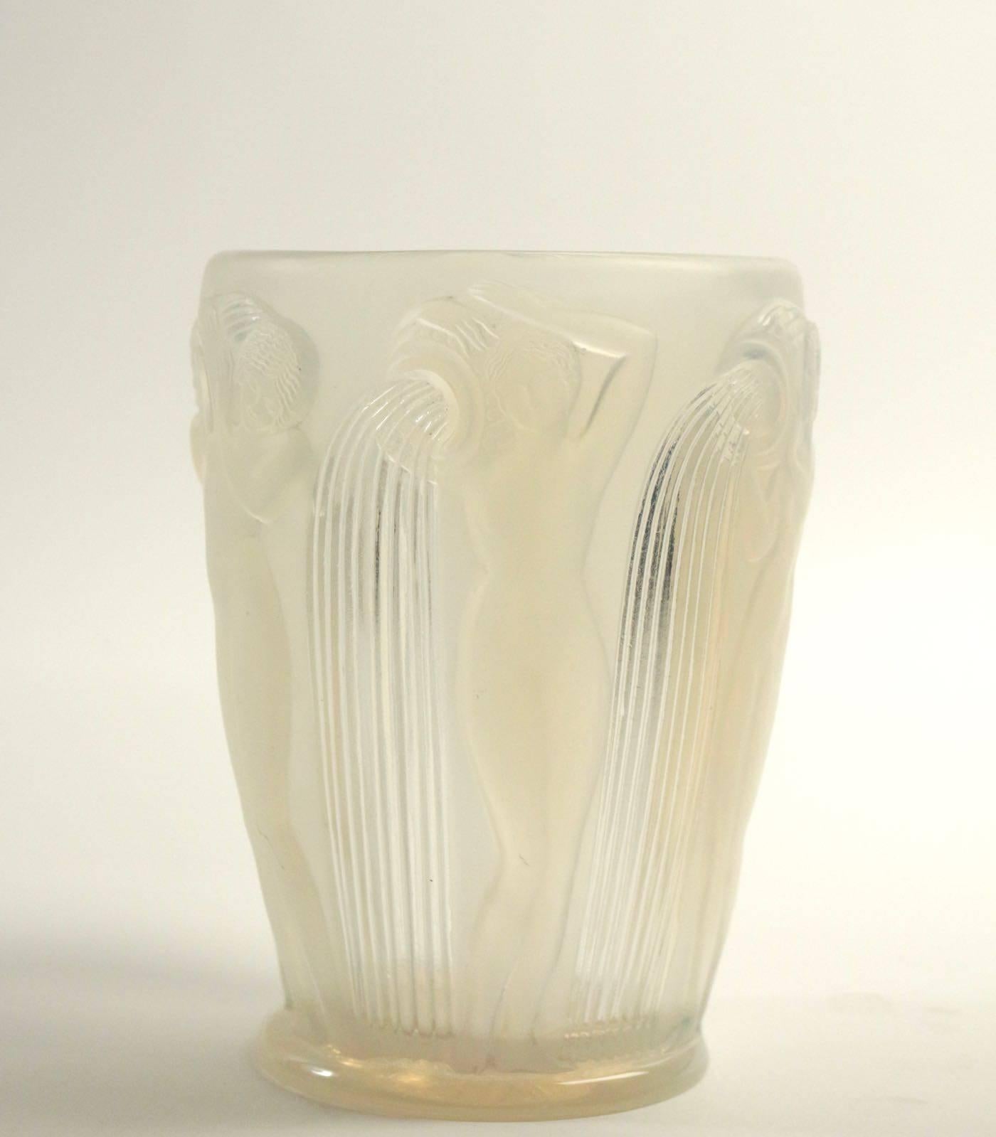 Early 20th Century René Lalique Opalescent 