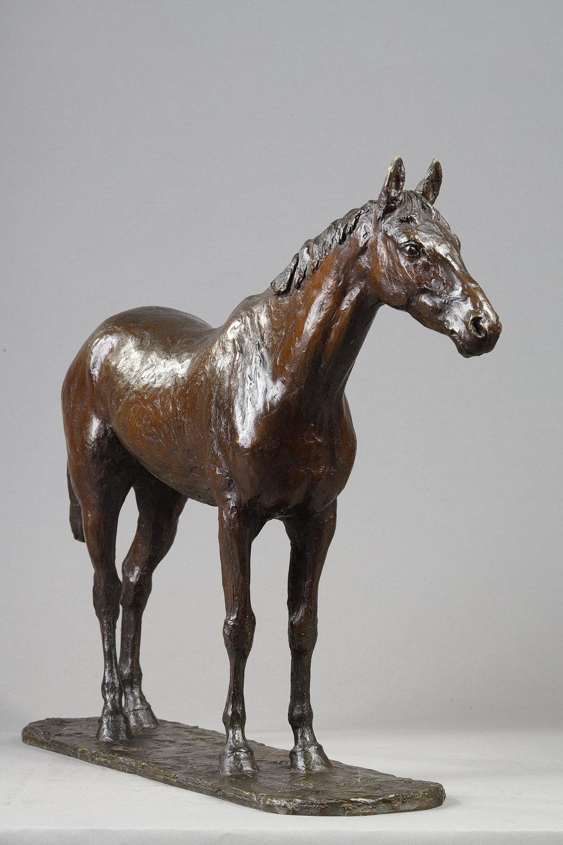 Símbolo - Figurative Sculpture Oro de René Paris