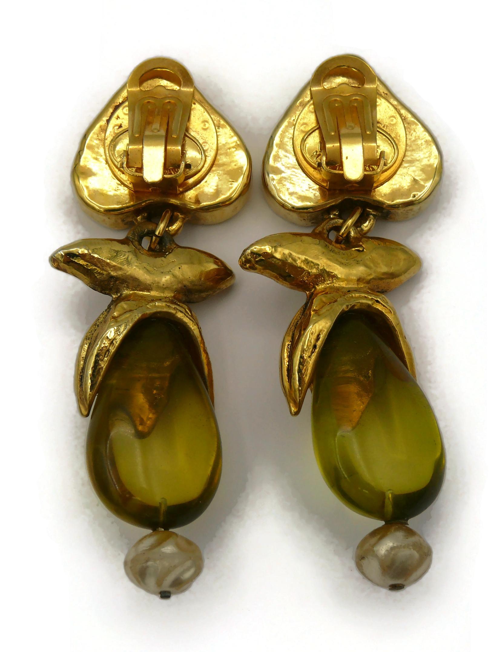 RENA LANGE Vintage Resin Dangling Earrings For Sale 3