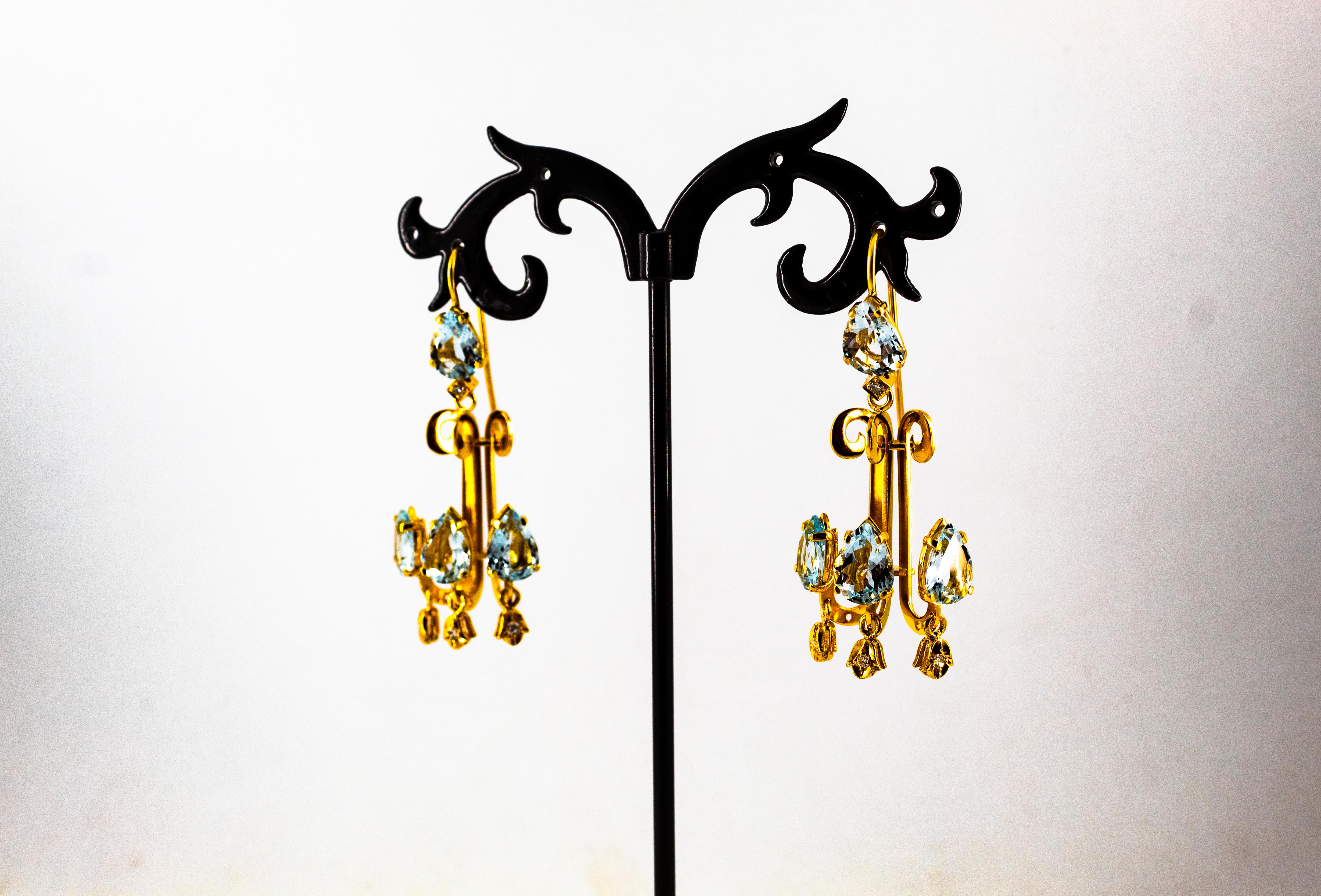 Renaissance 10.36 Carat White Diamond Aquamarine Yellow Gold Chandelier Earrings For Sale 7