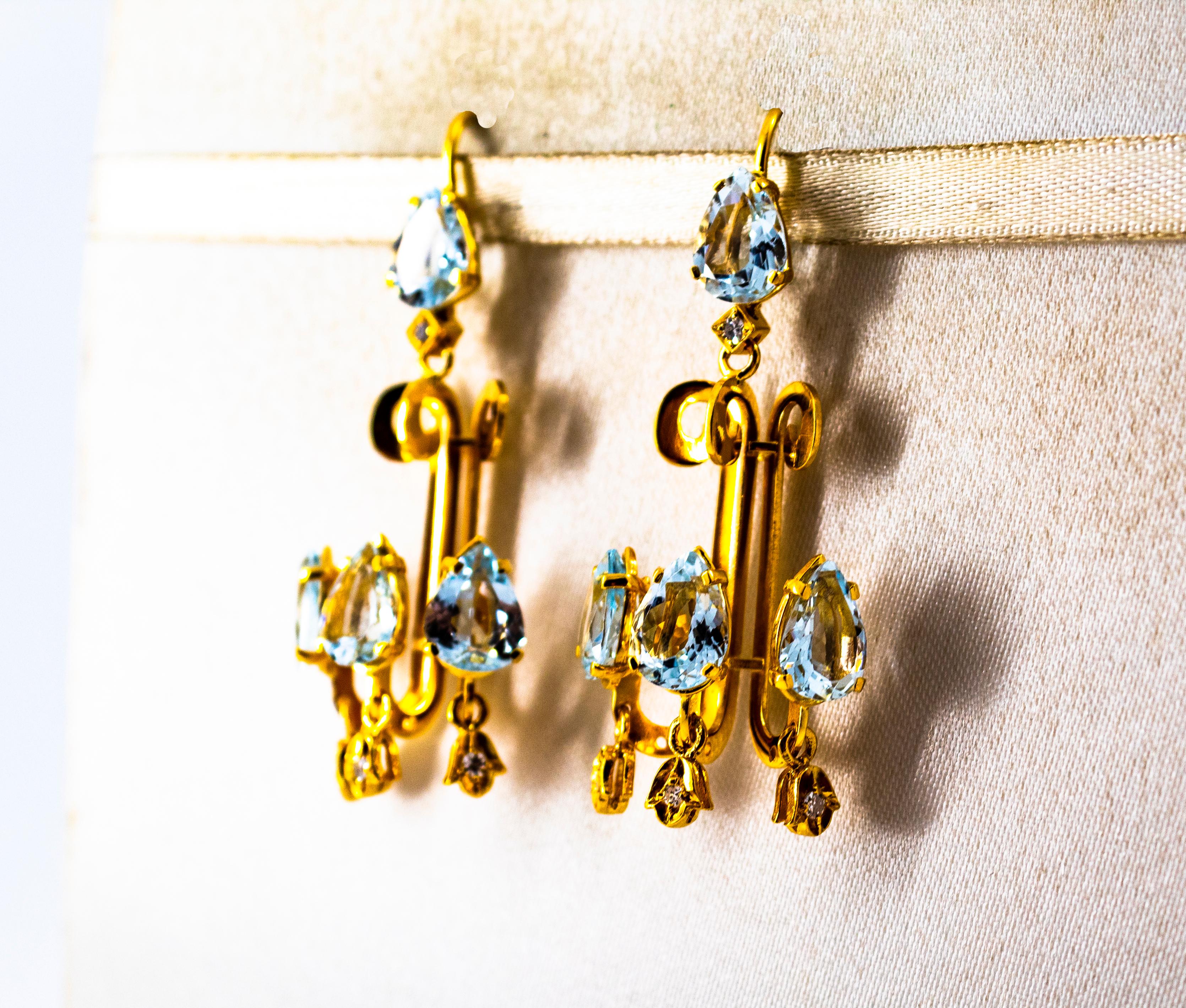 Renaissance 10.36 Carat White Diamond Aquamarine Yellow Gold Chandelier Earrings For Sale 1