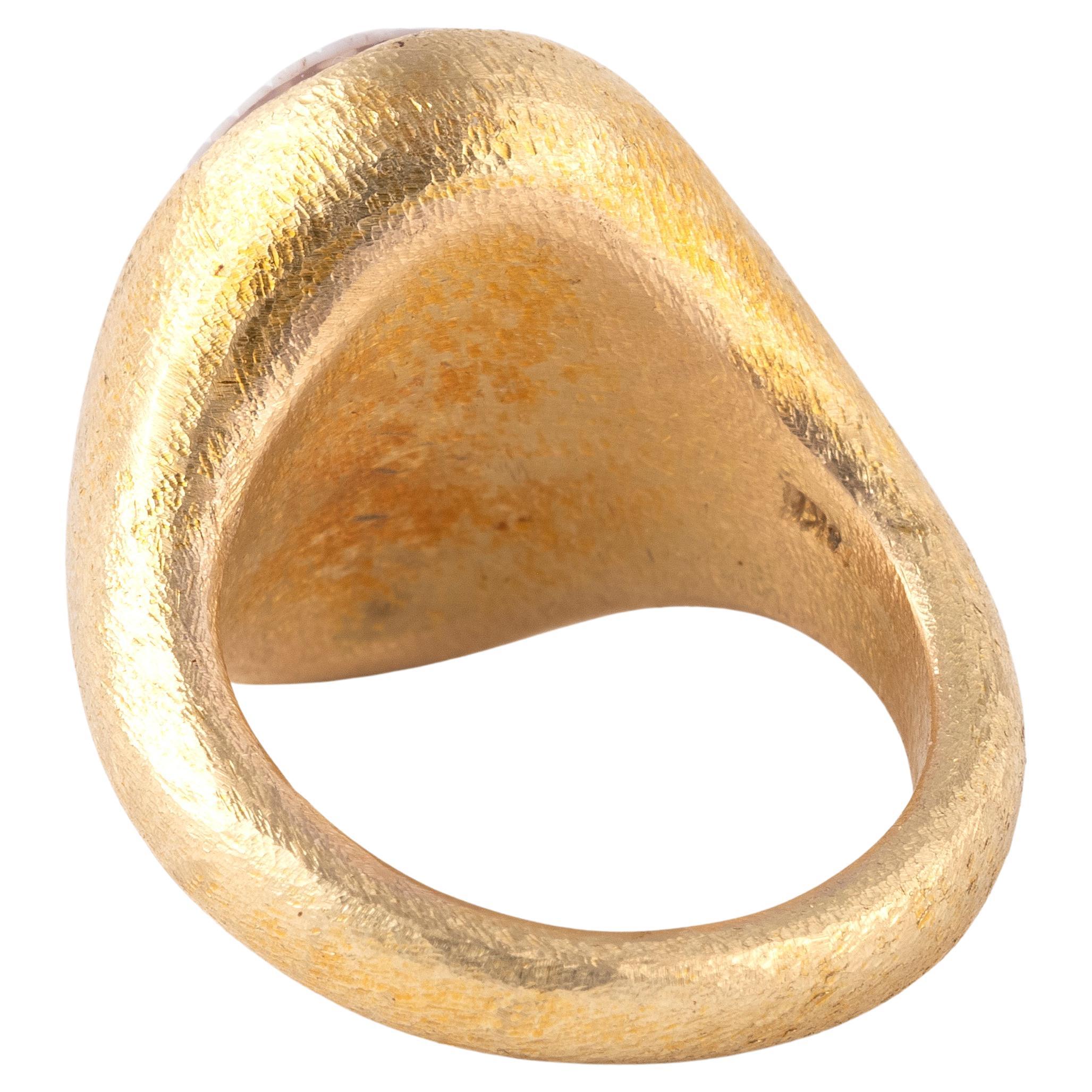 Rinascimento Anello rinascimentale da uomo in oro 18kt con cammeo in agata raffigurante Charles V.I.I. in vendita