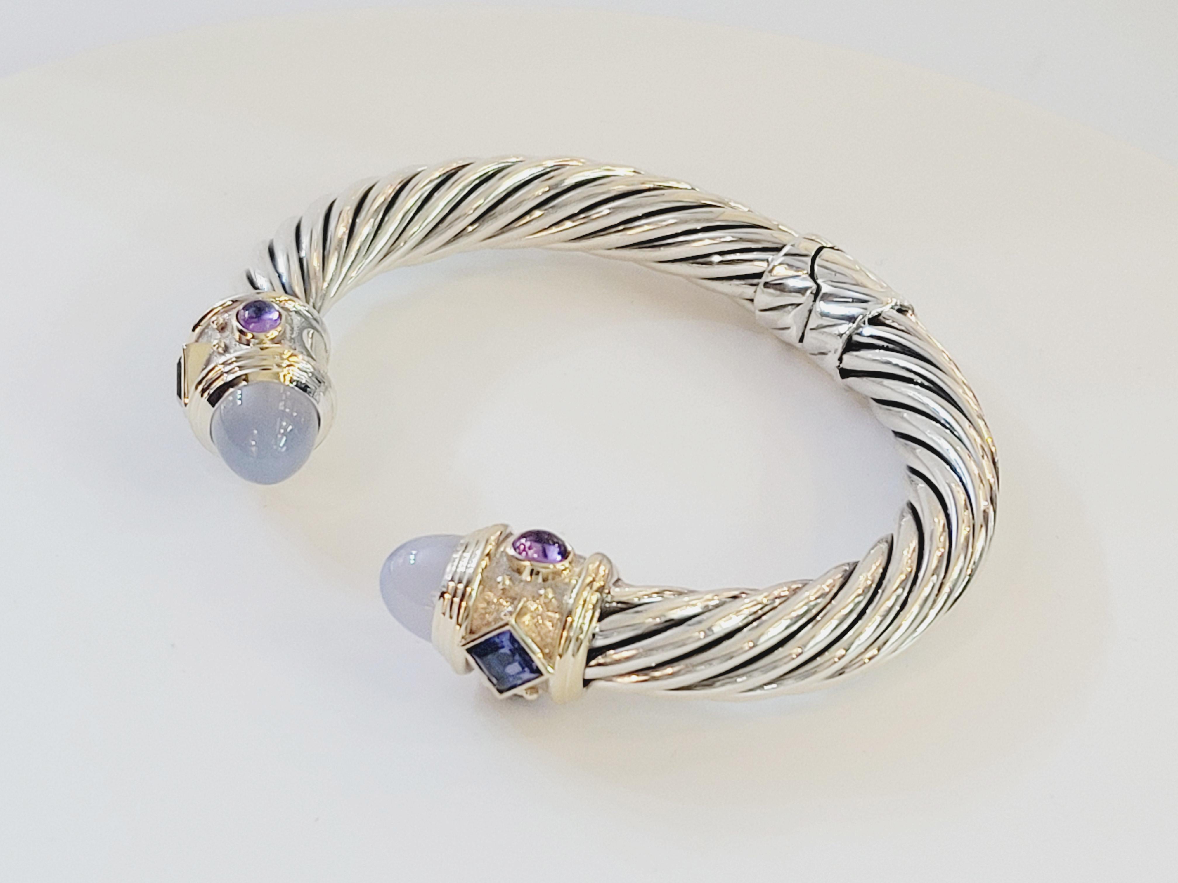 Renaissance bracelet 10mm sterling silver with blue chalcedony In Excellent Condition For Sale In New York, NY
