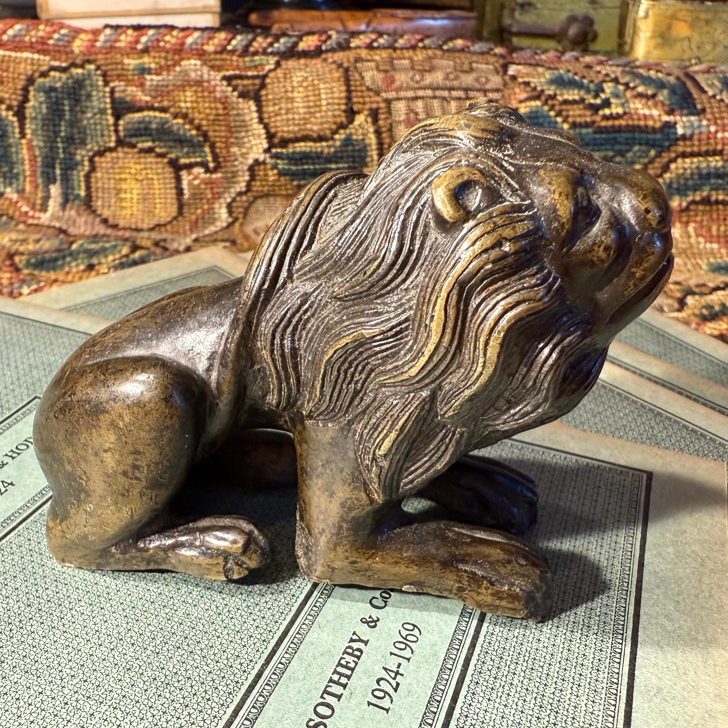 Leone rinascimentale in bronzo. Germania o Italia, XVI secolo. in vendita 1