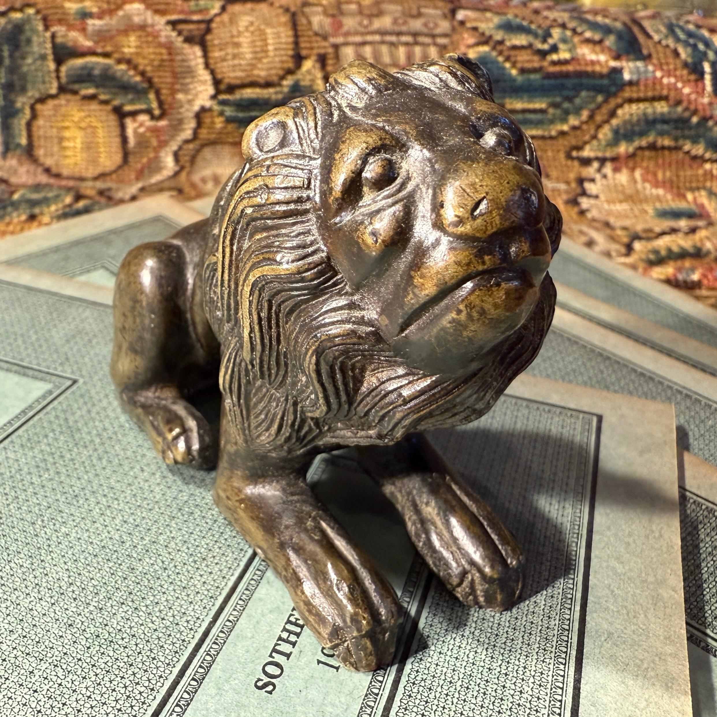 Leone rinascimentale in bronzo. Germania o Italia, XVI secolo. in vendita 2