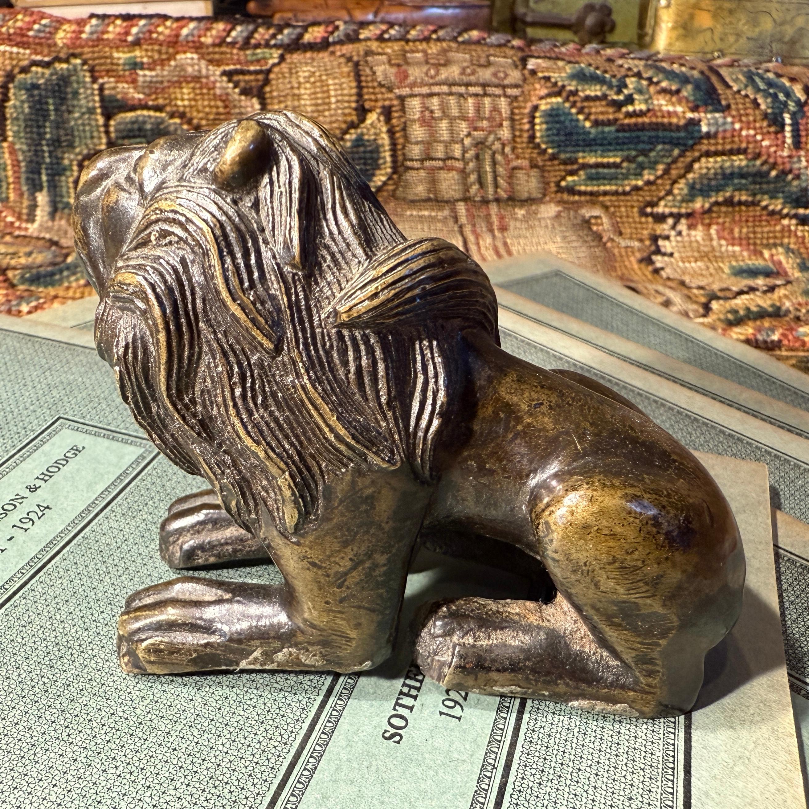 Leone rinascimentale in bronzo. Germania o Italia, XVI secolo. in vendita 5