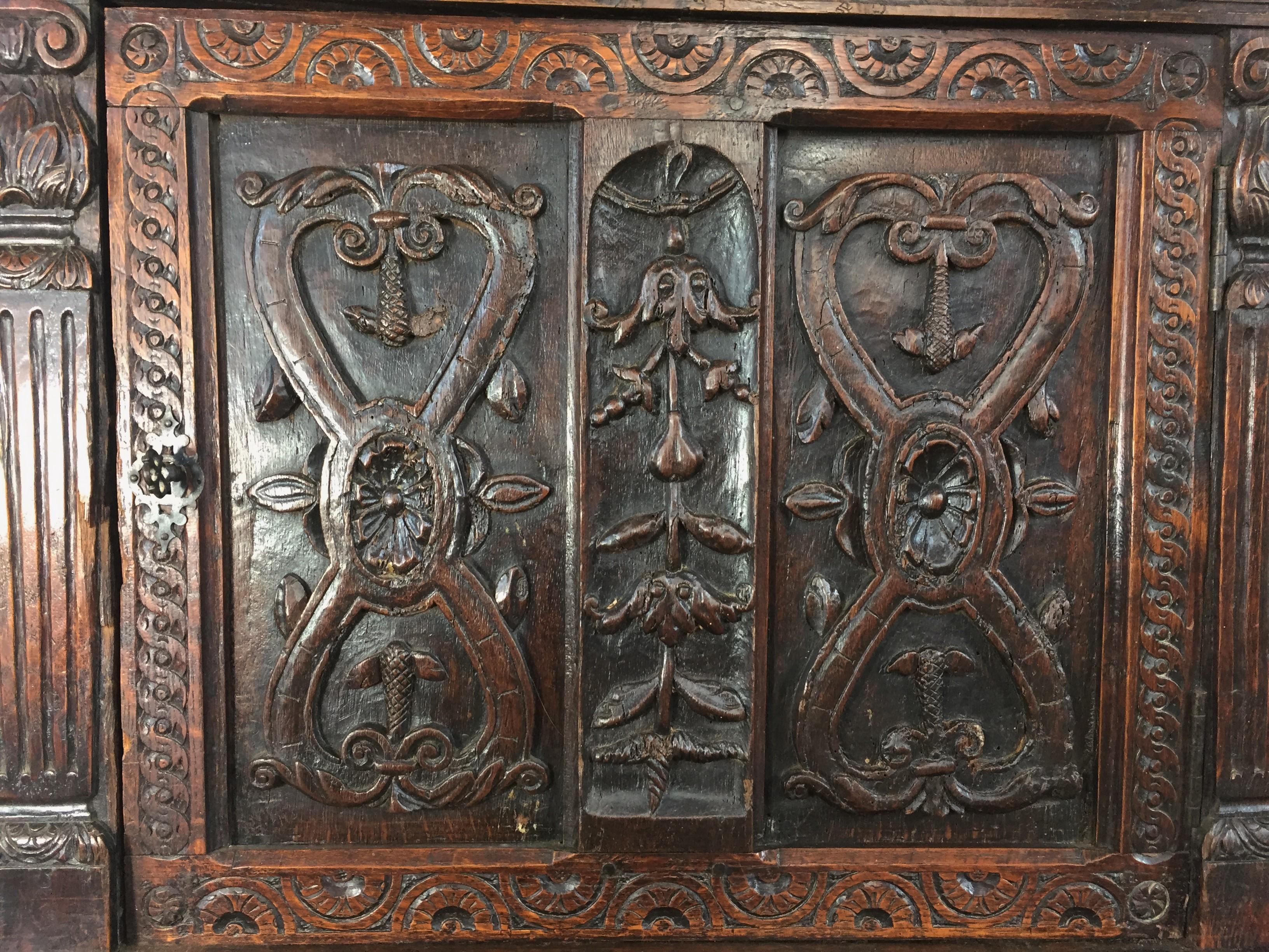 Renaissance Cabinet in Richly Carved Oak, circa 1600 3