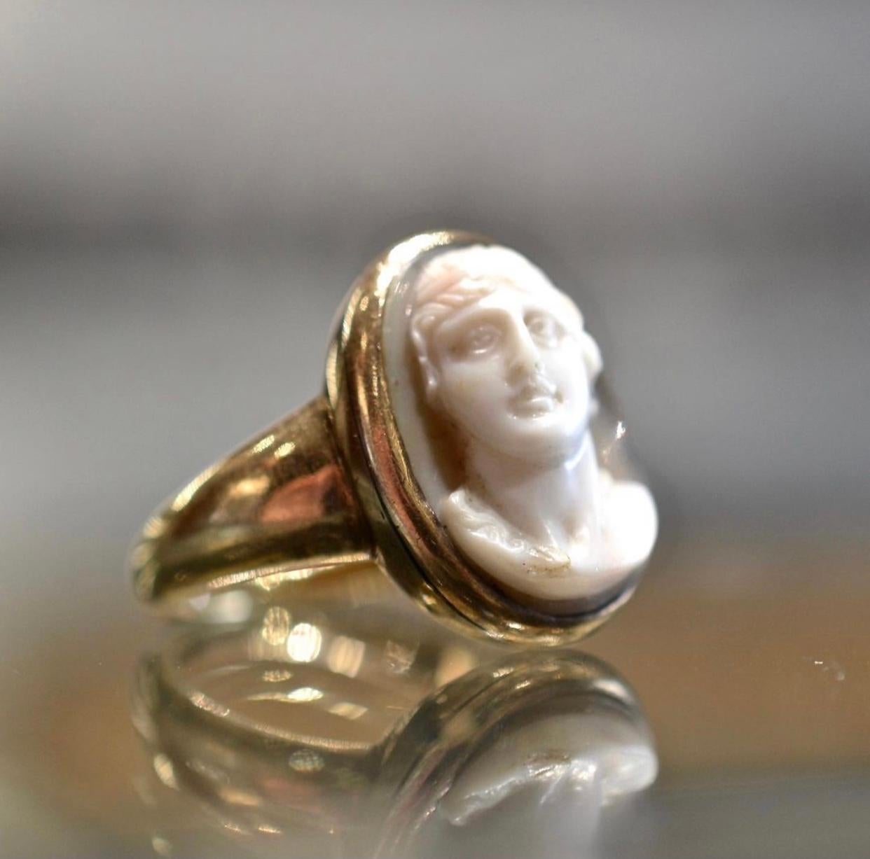 Uncut Renaissance Cameo Ring of a Man in Profile