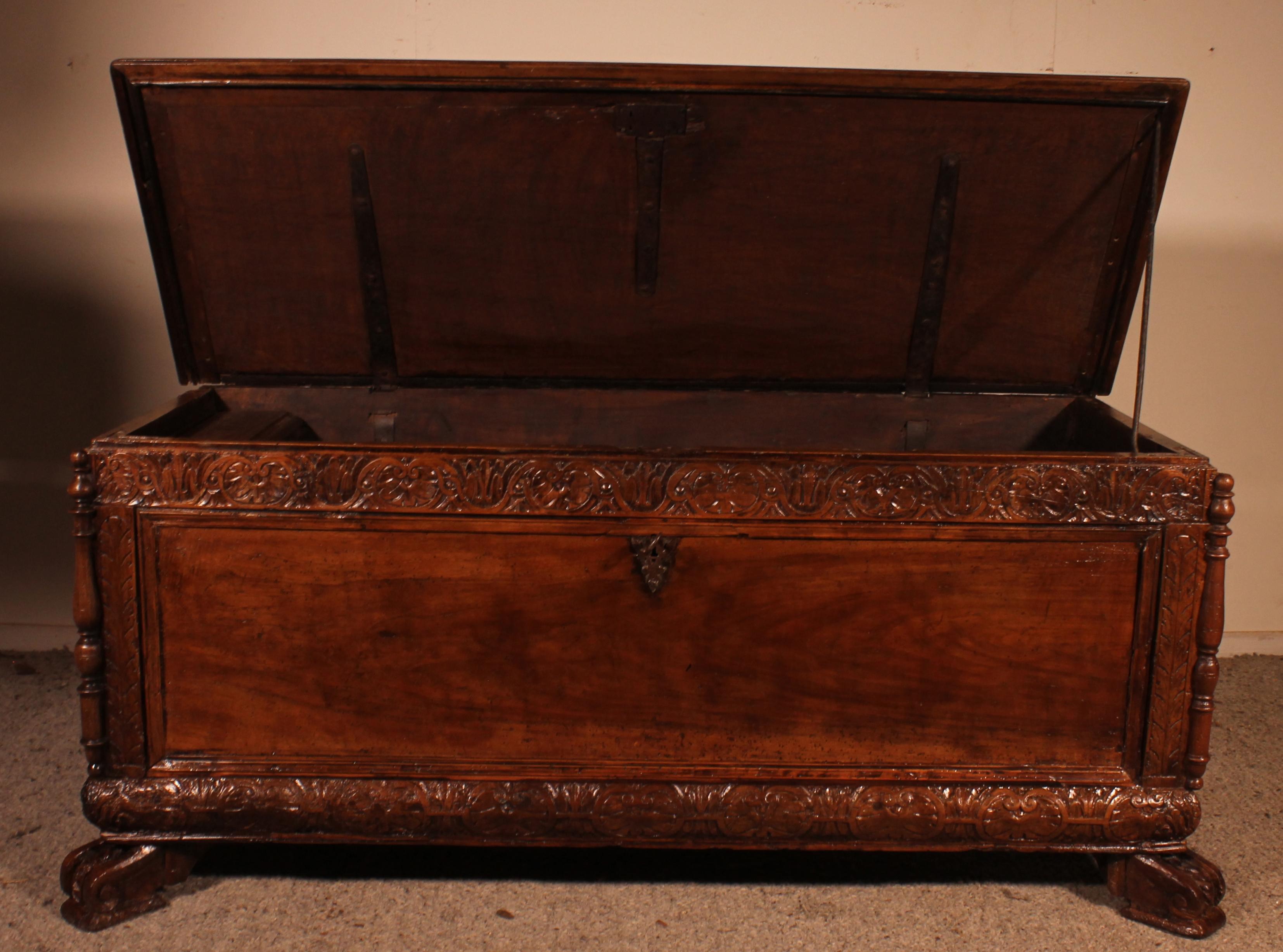 18th Century and Earlier Renaissance Chest in Walnut, 16th Century, France
