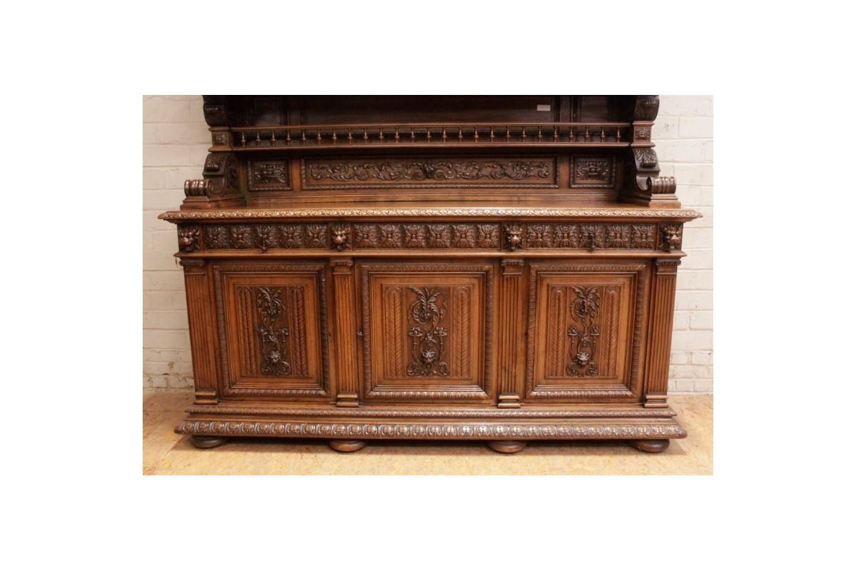 Renaissance Cupboard, France, circa 1870 In Good Condition For Sale In Chorzów, PL