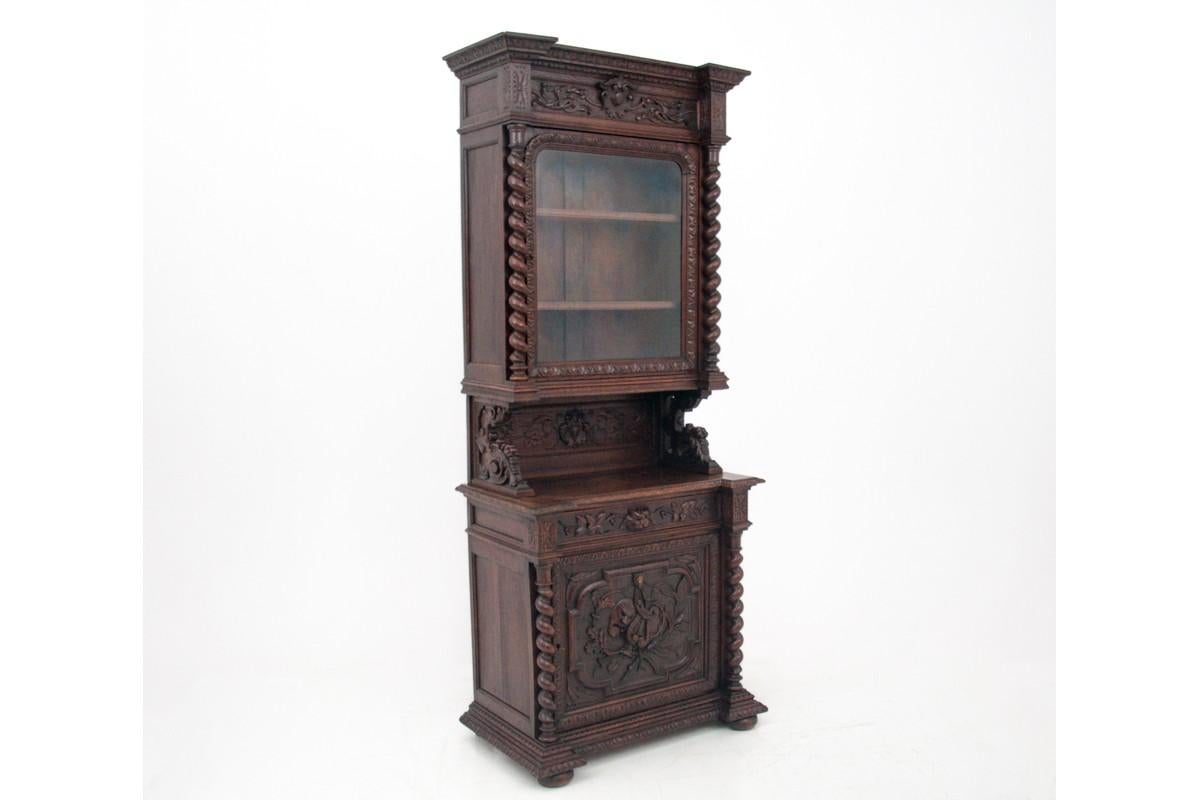 Neo-Renaissance-Schrank, Frankreich, um 1880.

Sehr guter Zustand.

Holz: Eiche

Abmessungen: Höhe: 211 cm, Breite: 101 cm, Tiefe: 57 cm.