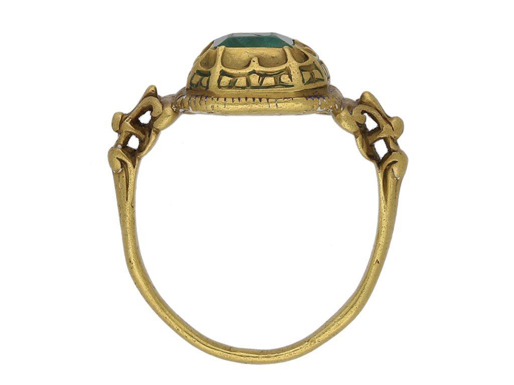 17th century jewelry