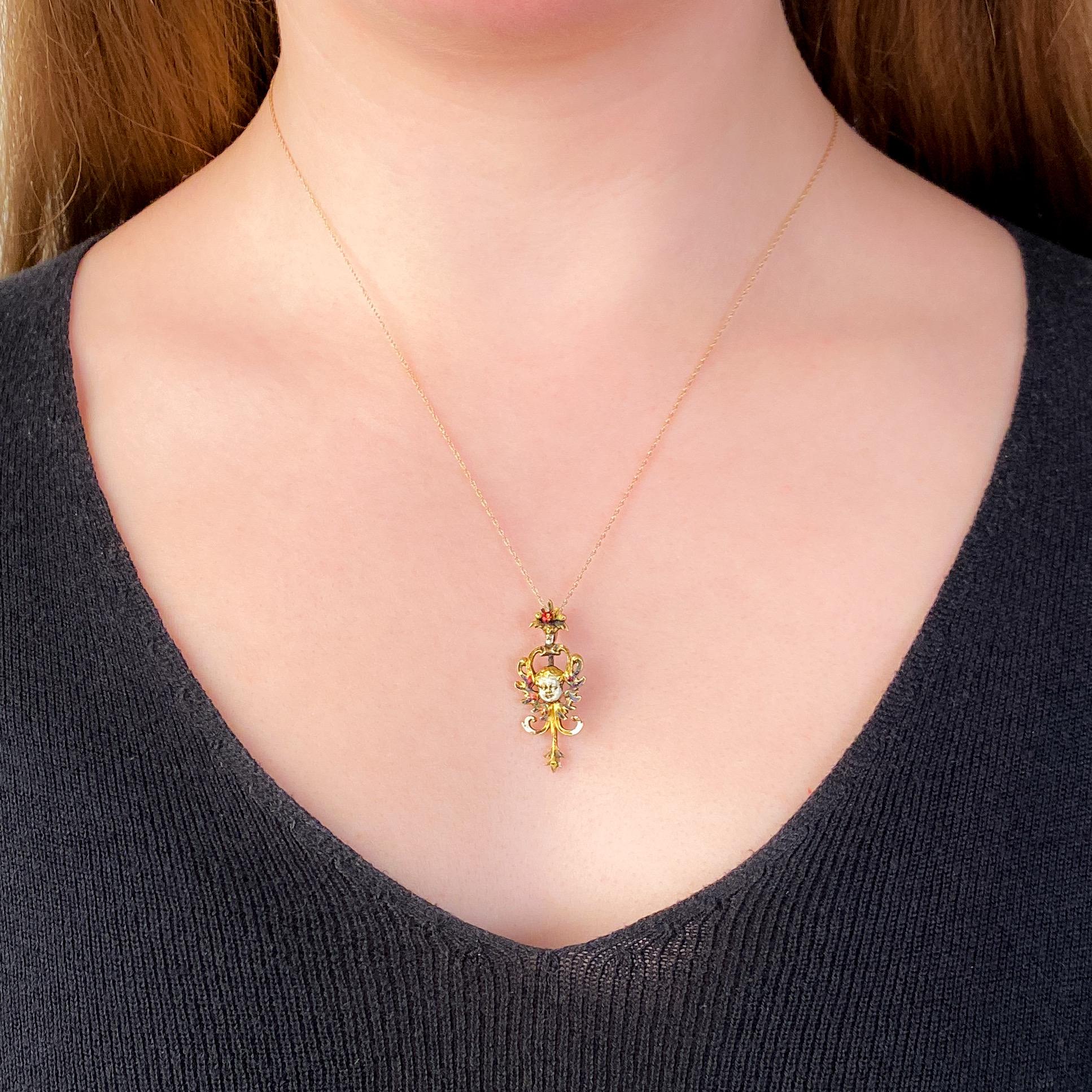 Ciondolo con cherubino alato in smalto rinascimentale in oro 22ct In condizioni buone in vendita a Lewisburg, PA