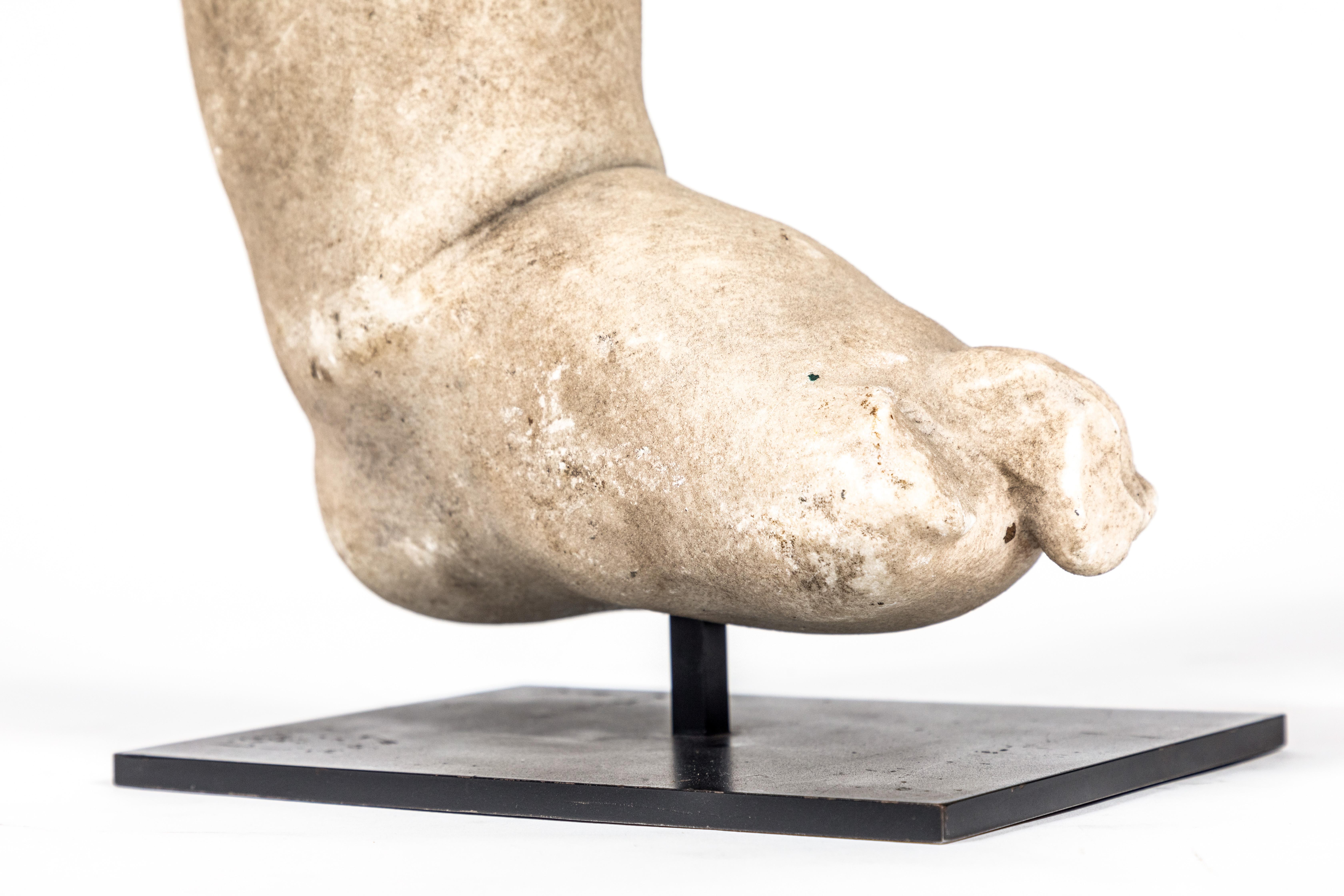 Carrara Marble Renaissance Era, Marble Fragment of a Leg For Sale