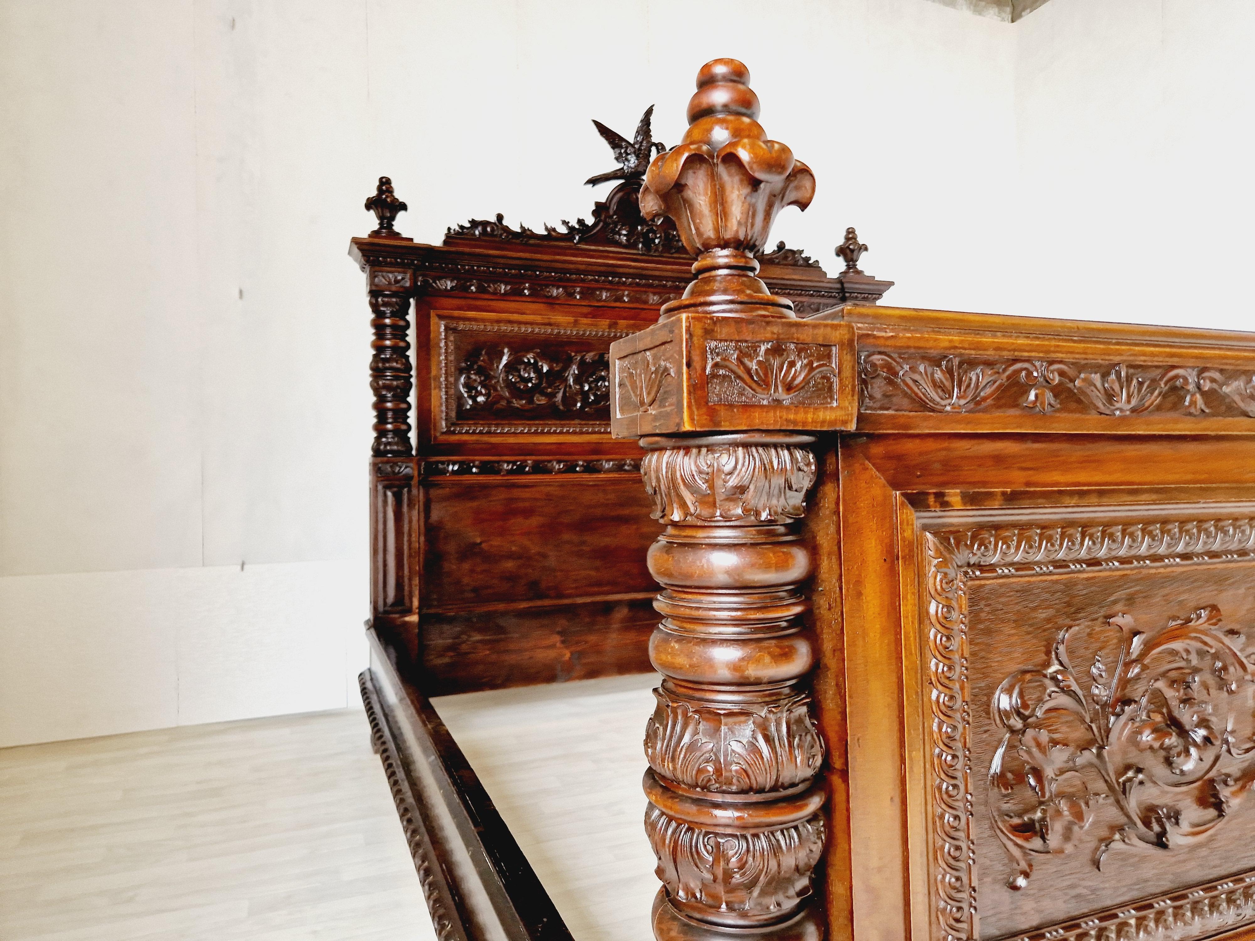 19th Century Mahogany Bed Italian Renaissance For Sale 6