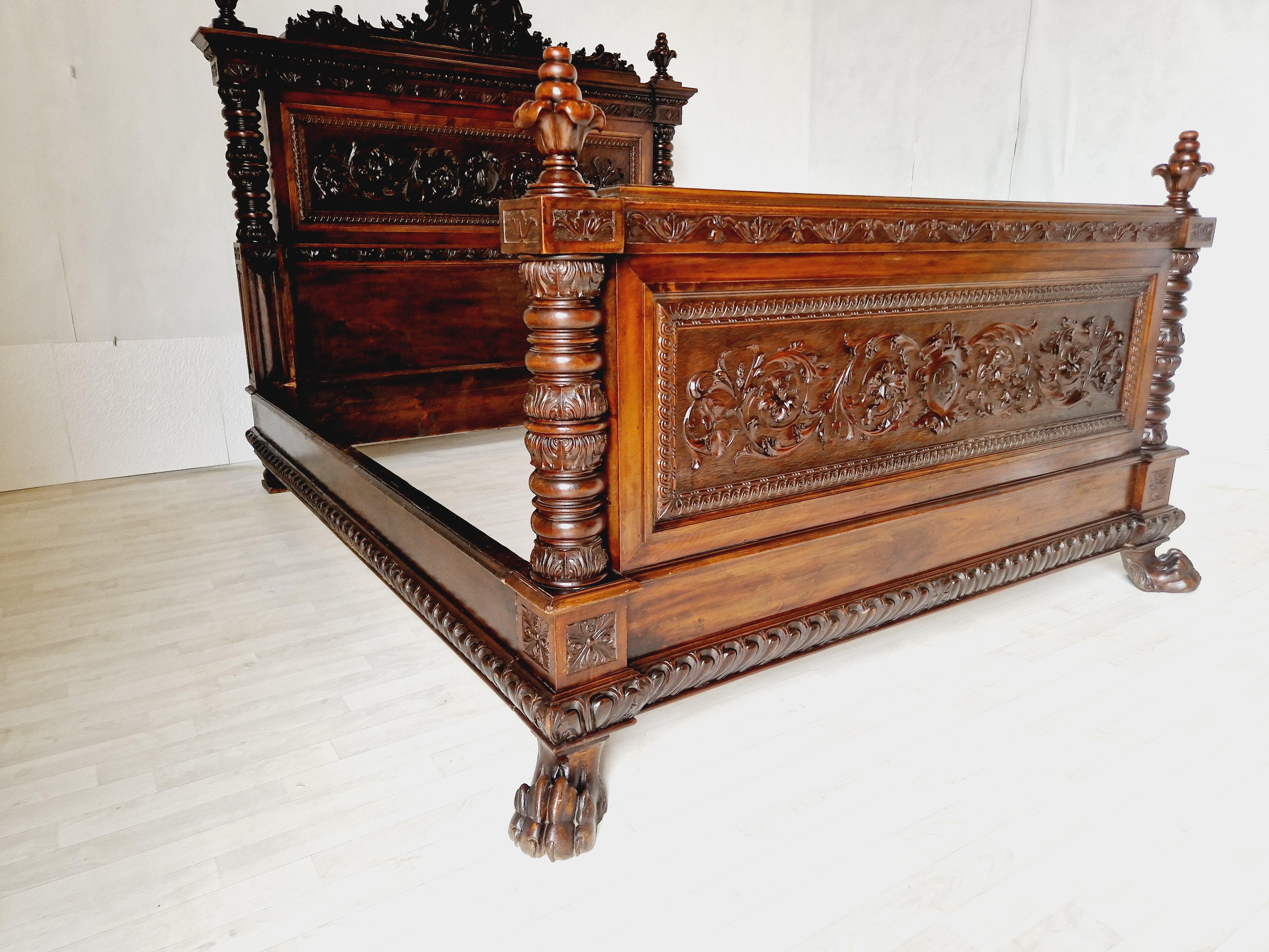 19th Century Mahogany Bed Italian Renaissance For Sale 9