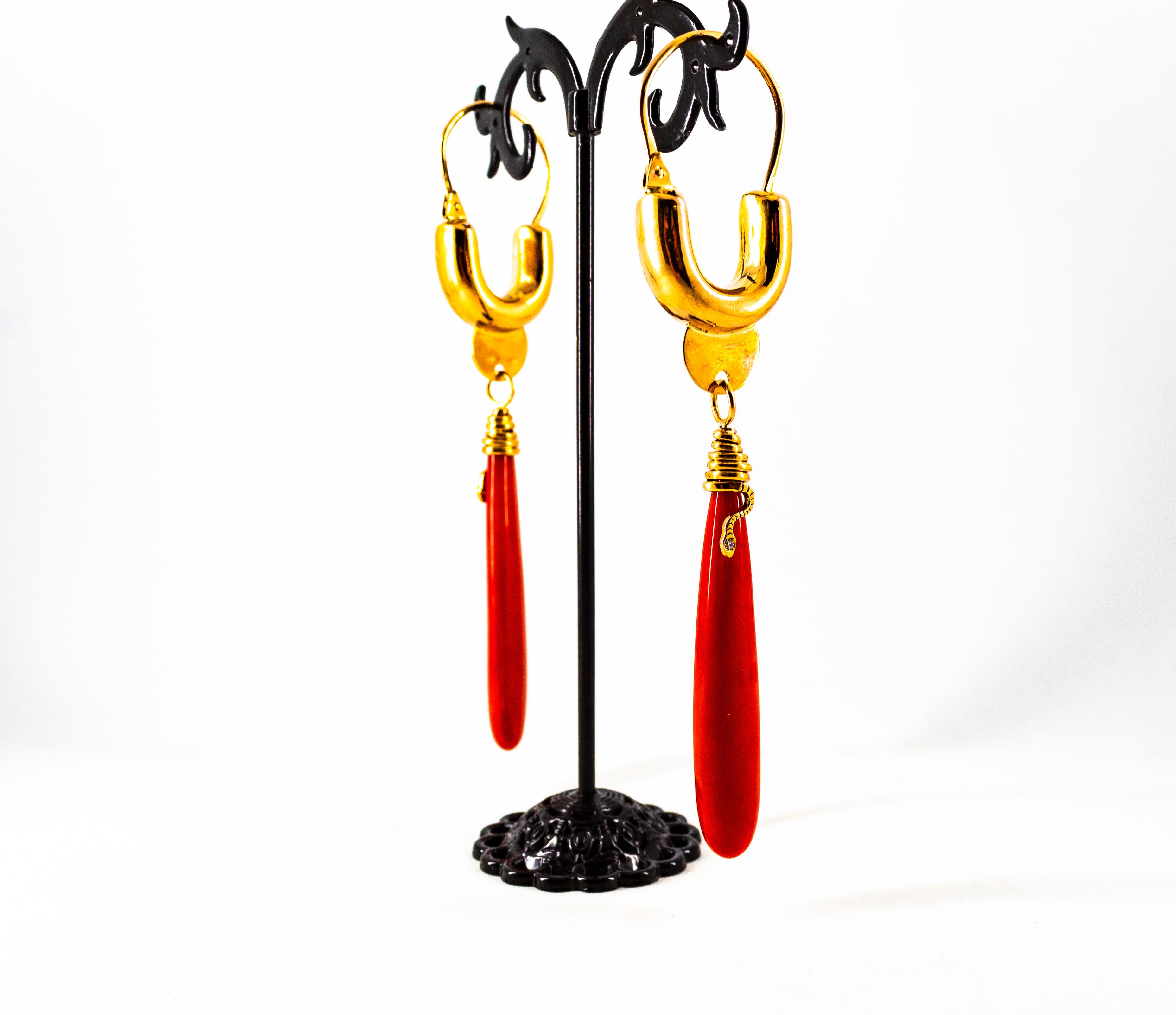 Renaissance Mediterranean Red Coral White Diamond Yellow Gold Drop Earrings In New Condition For Sale In Naples, IT