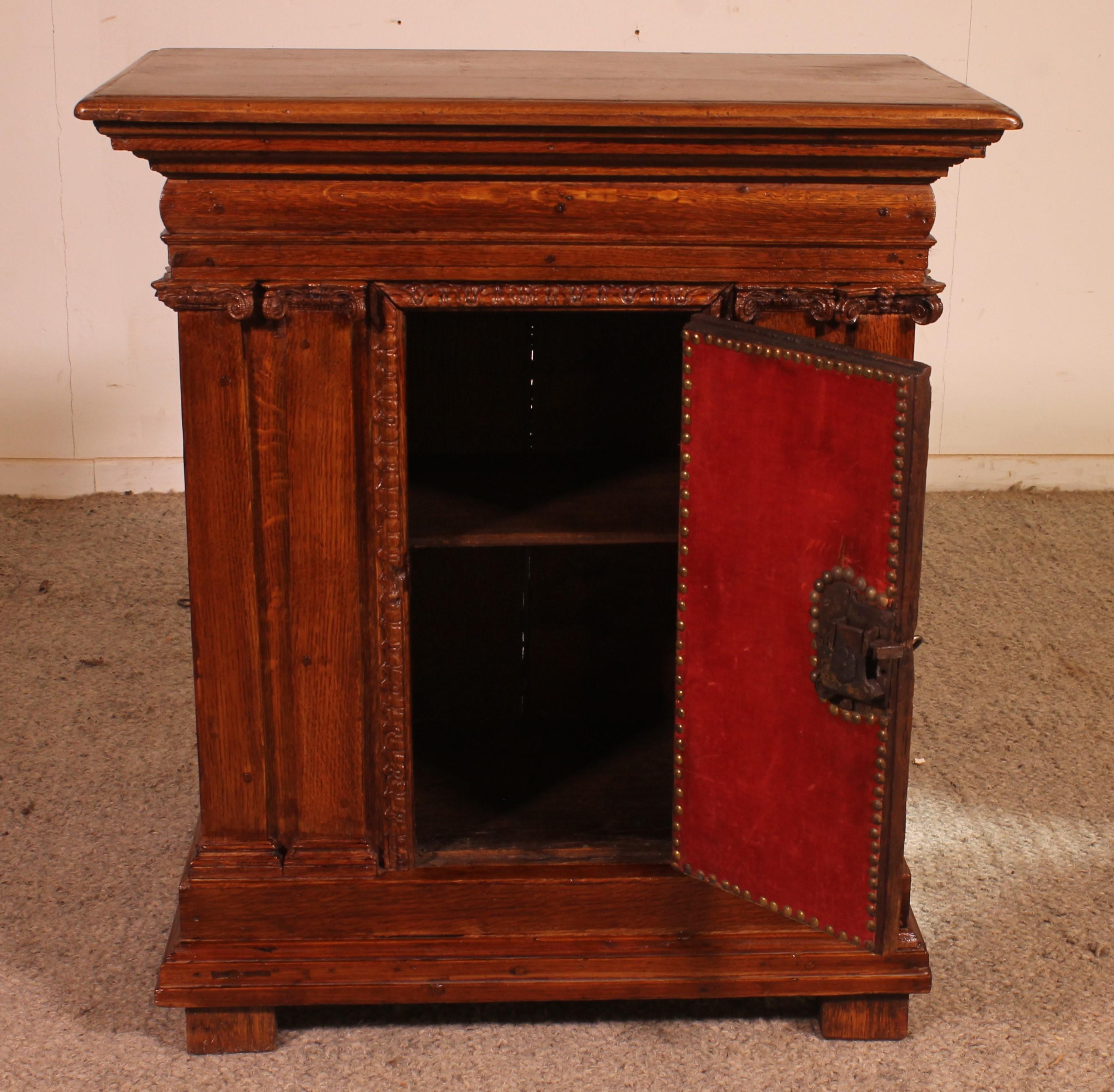 18th Century and Earlier Renaissance Oak Tabernacle For Sale