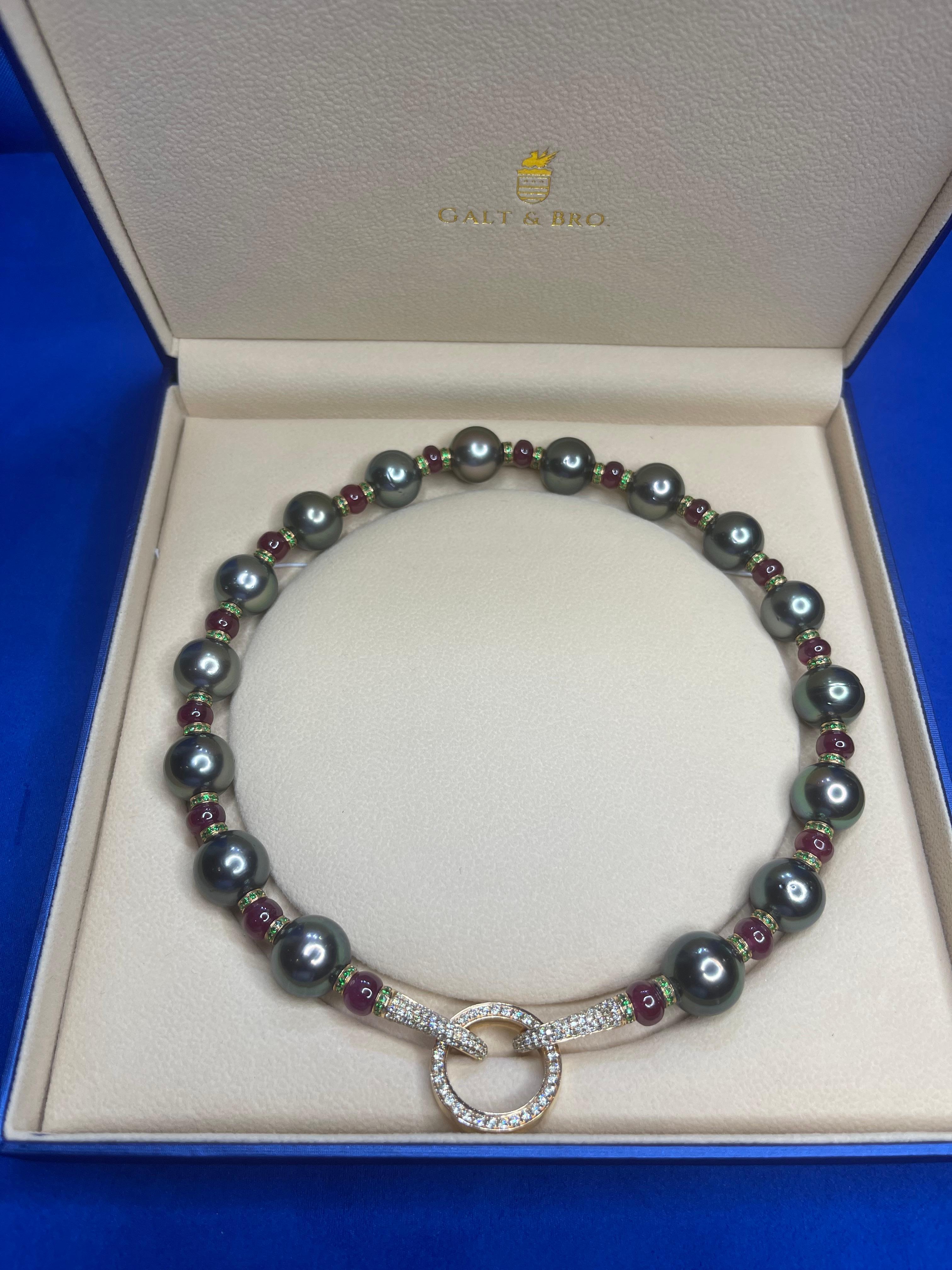 Renaissance Tahiti-Halskette mit schwarzen Perlen, Rubin, Tsavorit, Diamanten und Akoya-Perlen im Angebot 10