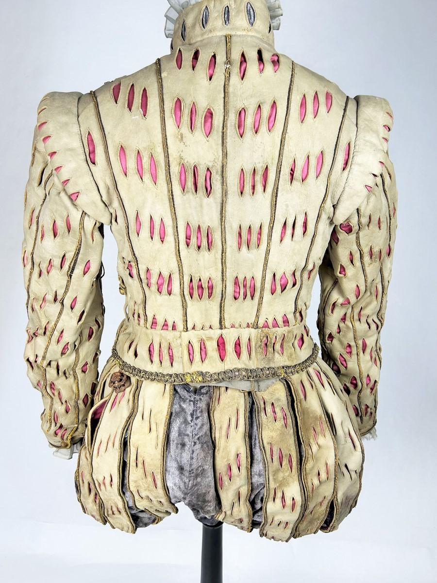 Renaissance period Doublet and breeches from the Comédie Française- C.1940 2