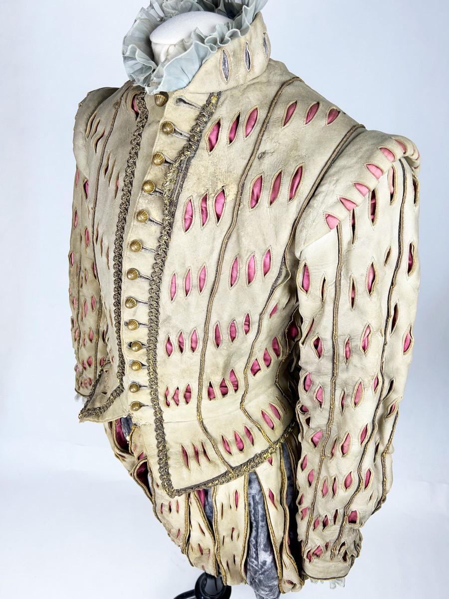 Renaissance period Doublet and breeches from the Comédie Française- C.1940 4