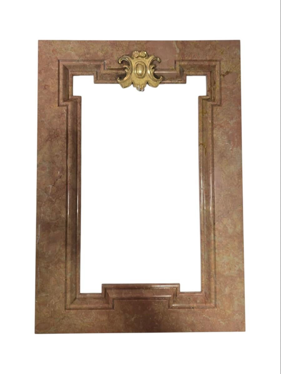 Renaissance period marble frame – 16th Century For Sale 3