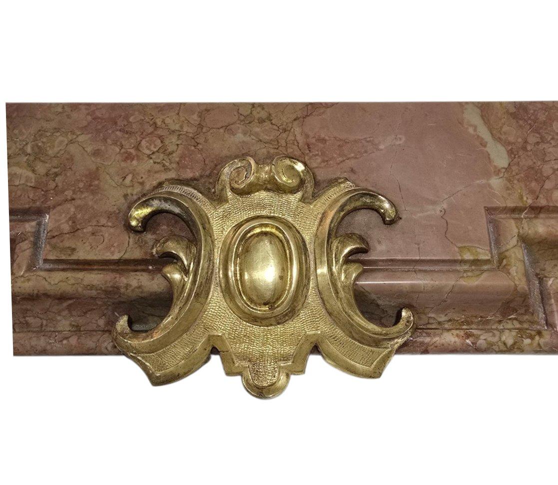 18th Century and Earlier Renaissance period marble frame – 16th Century For Sale