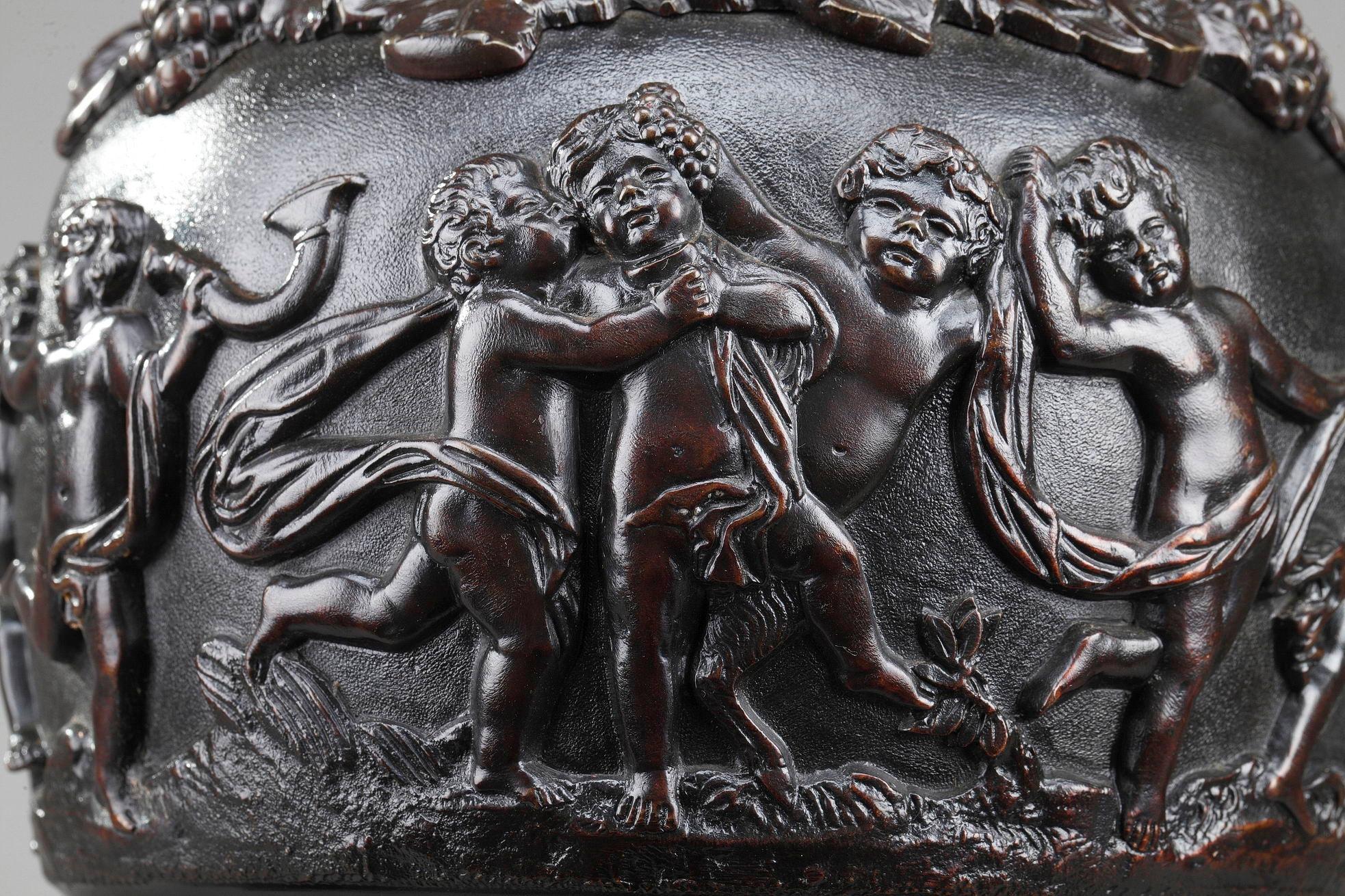 Renaissance Revival Bronze Ewers by Alphonse Giroux In Good Condition In Paris, FR