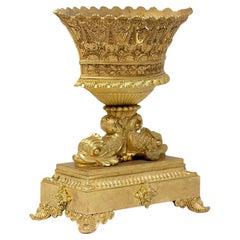 Centre de table Pot Pourri en bronze de style Renaissance