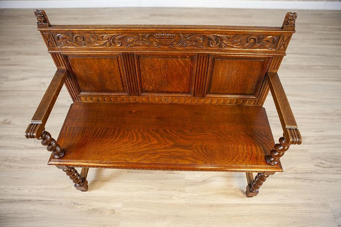 Renaissance Revival Carved Oak Bench, circa 1880 For Sale 1