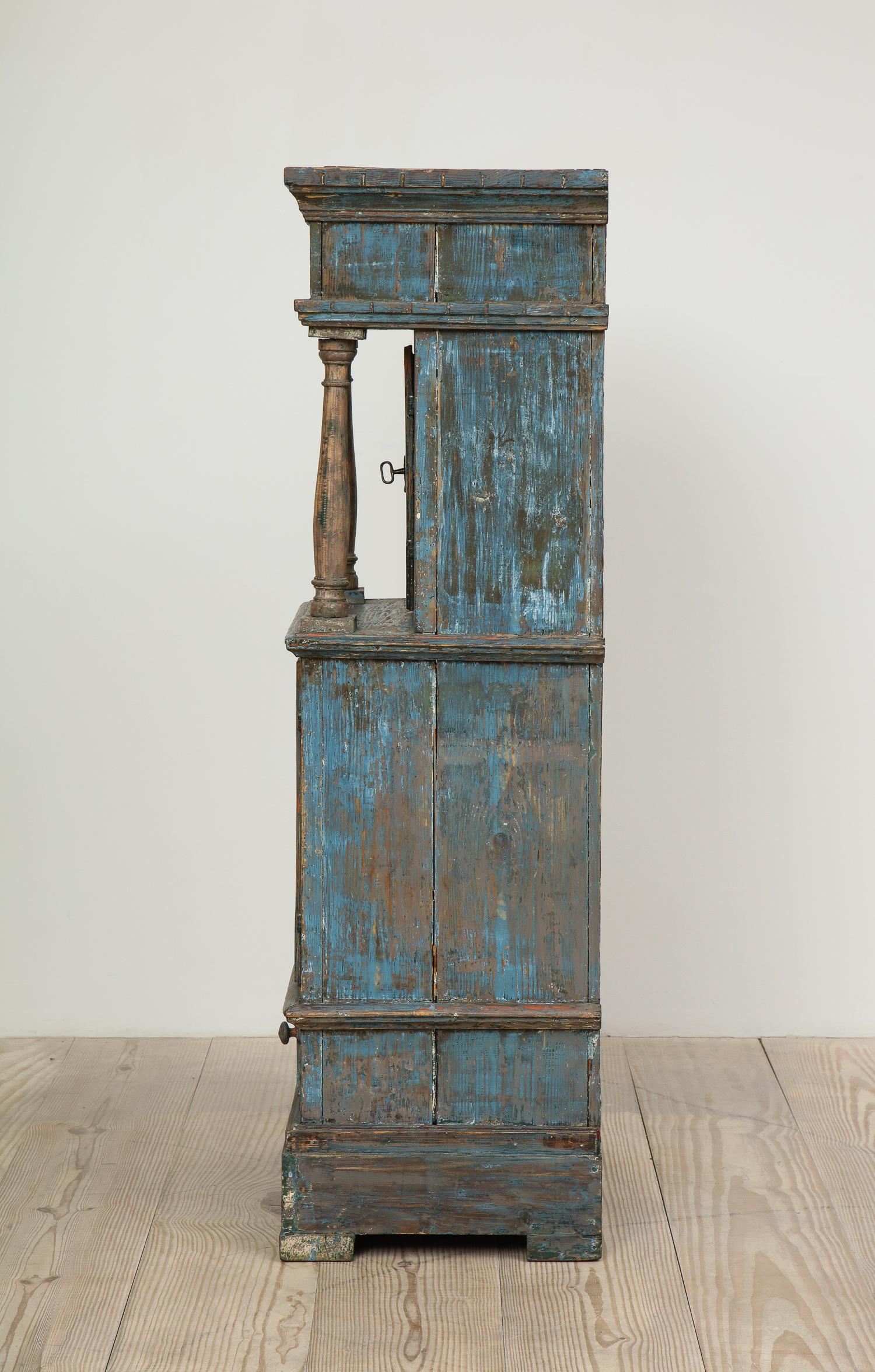 Renaissance-Revival Danish Cabinet in Blue Paint with Red Interior, ca. 1750 9
