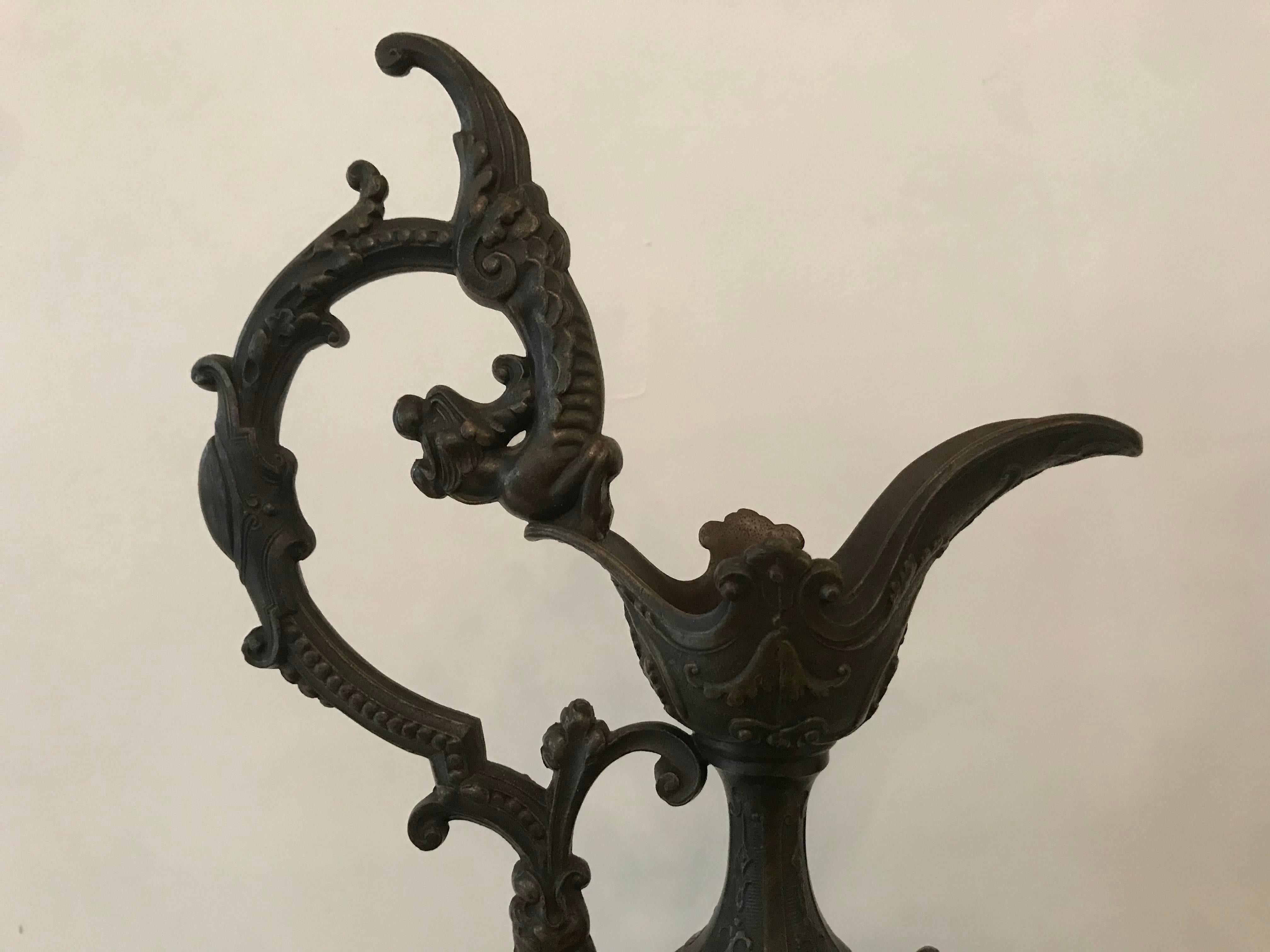 Drachen-Kanne im Renaissance-Stil des 19. Jahrhunderts im Zustand „Gut“ im Angebot in Beuzevillette, FR