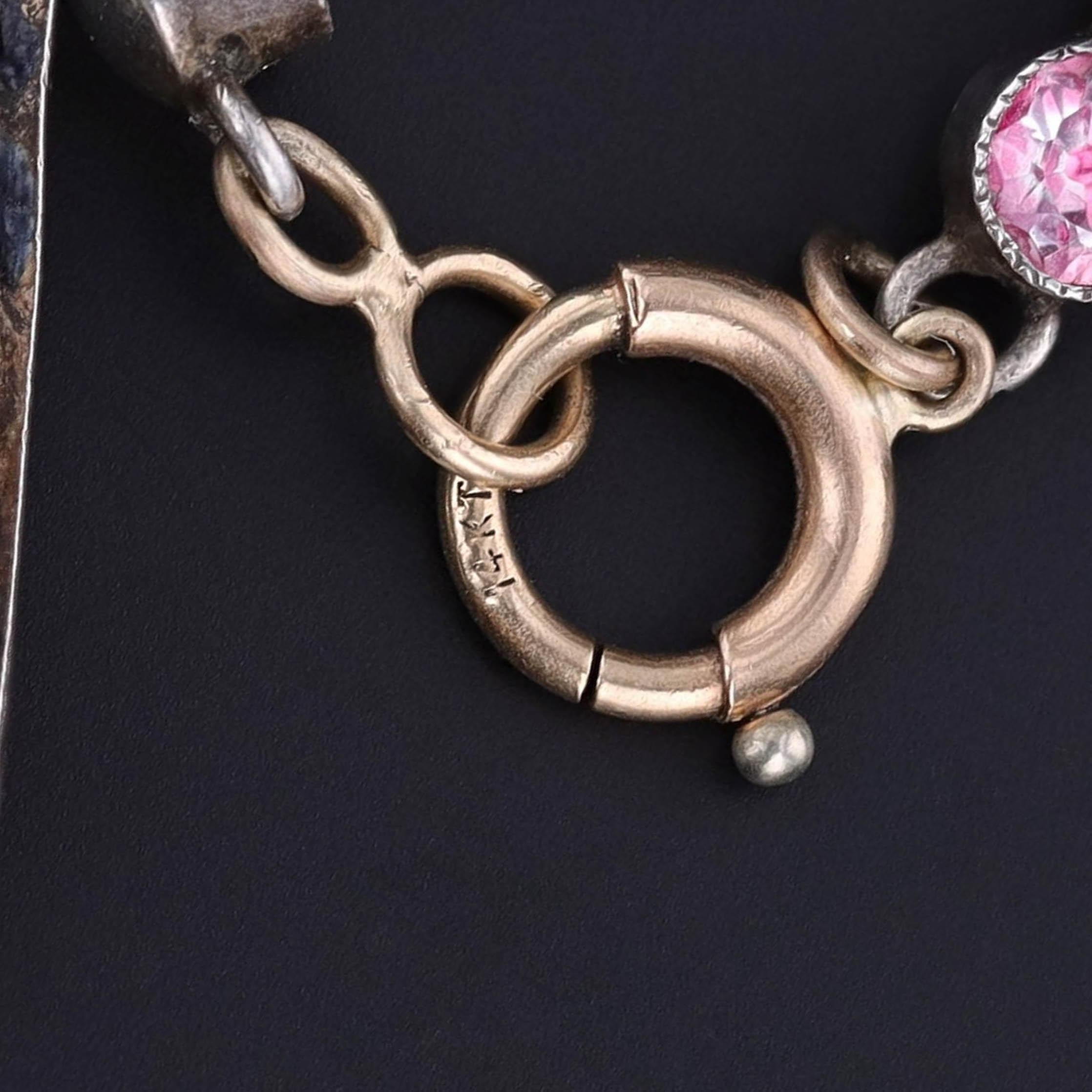 Collier à franges Renaissance avec cristaux roses Bon état - En vente à Lewisburg, PA