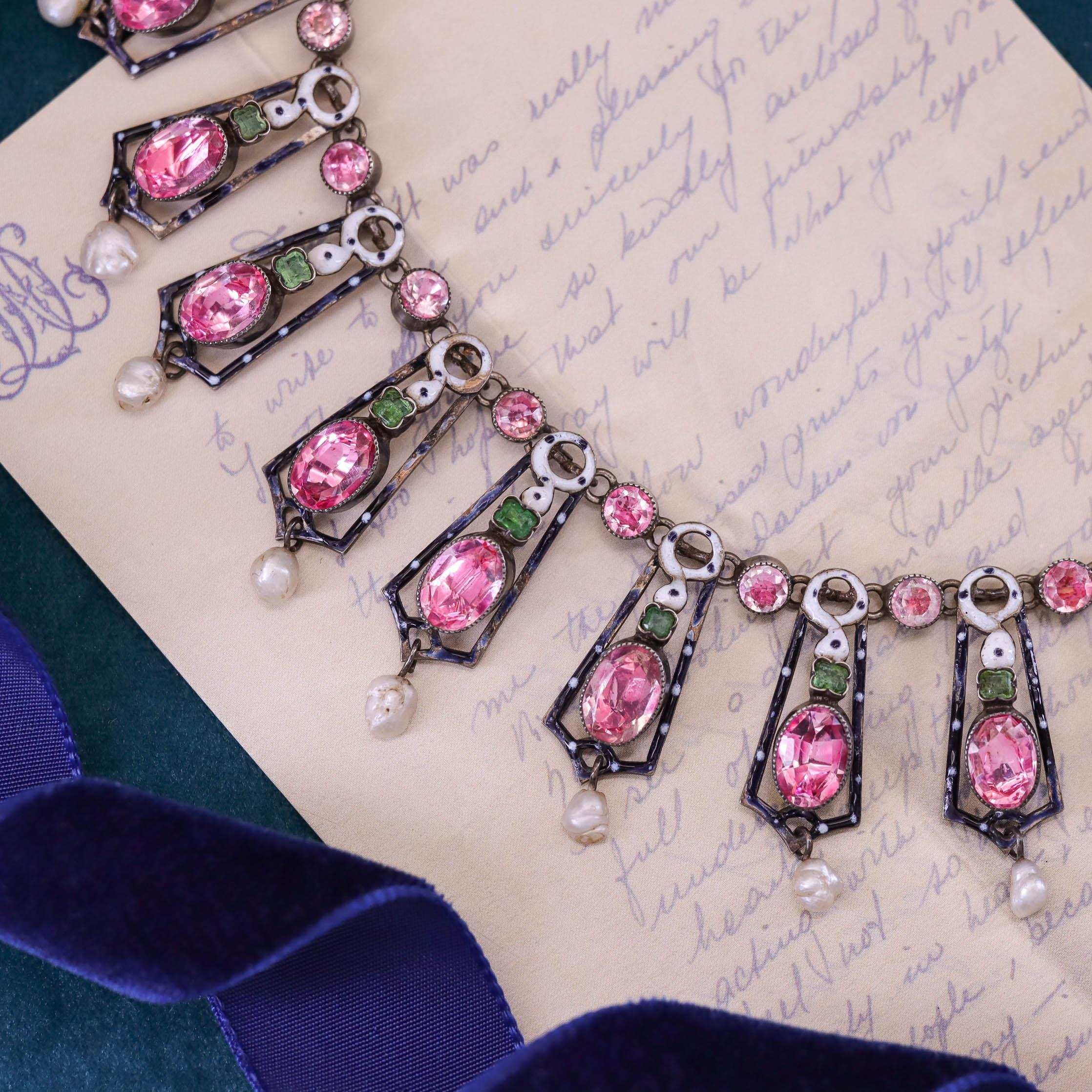 Collier à franges Renaissance avec cristaux roses en vente 1