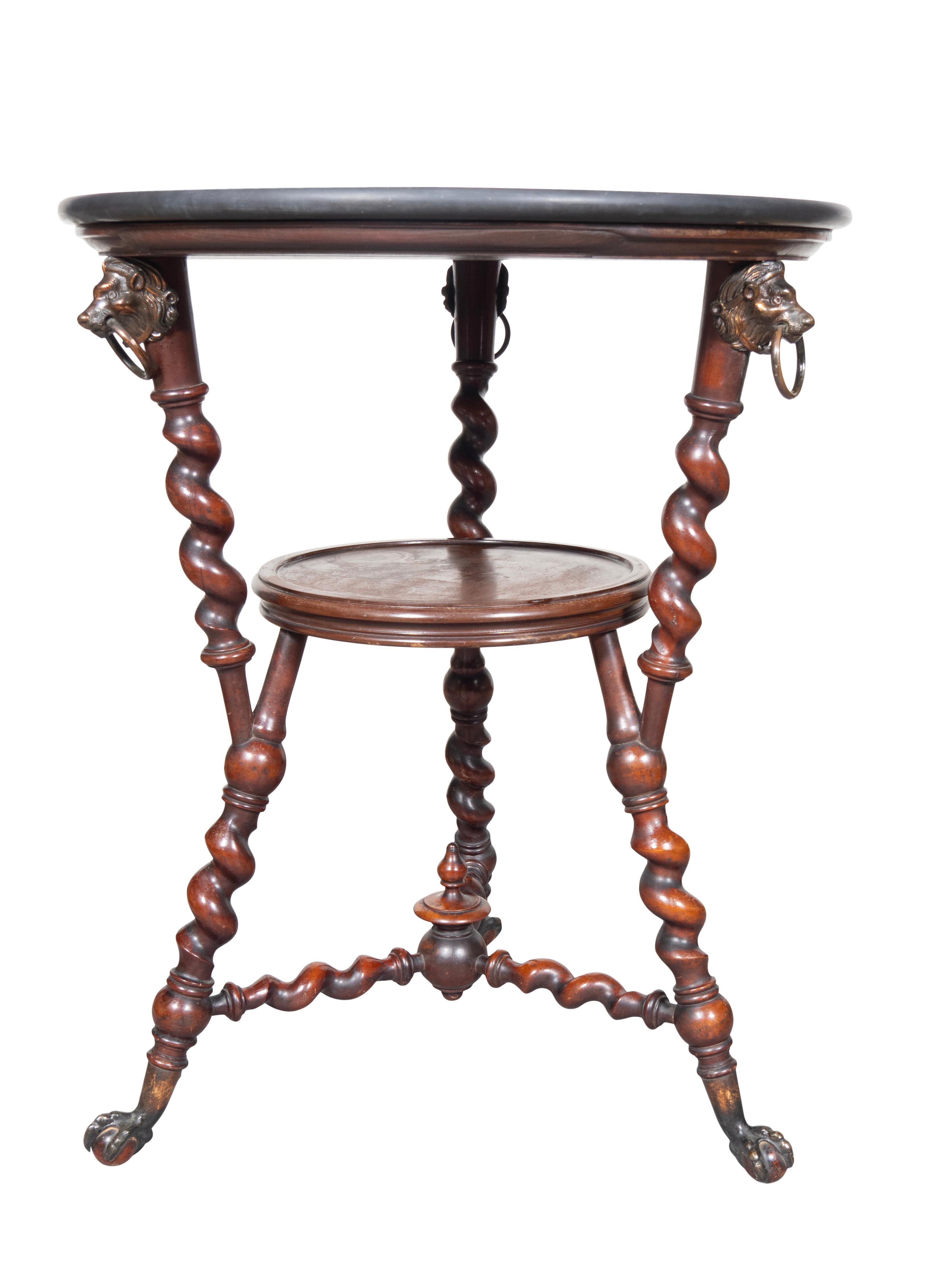 Néo-Renaissance Table en acajou et marbre de style Renaissance en vente