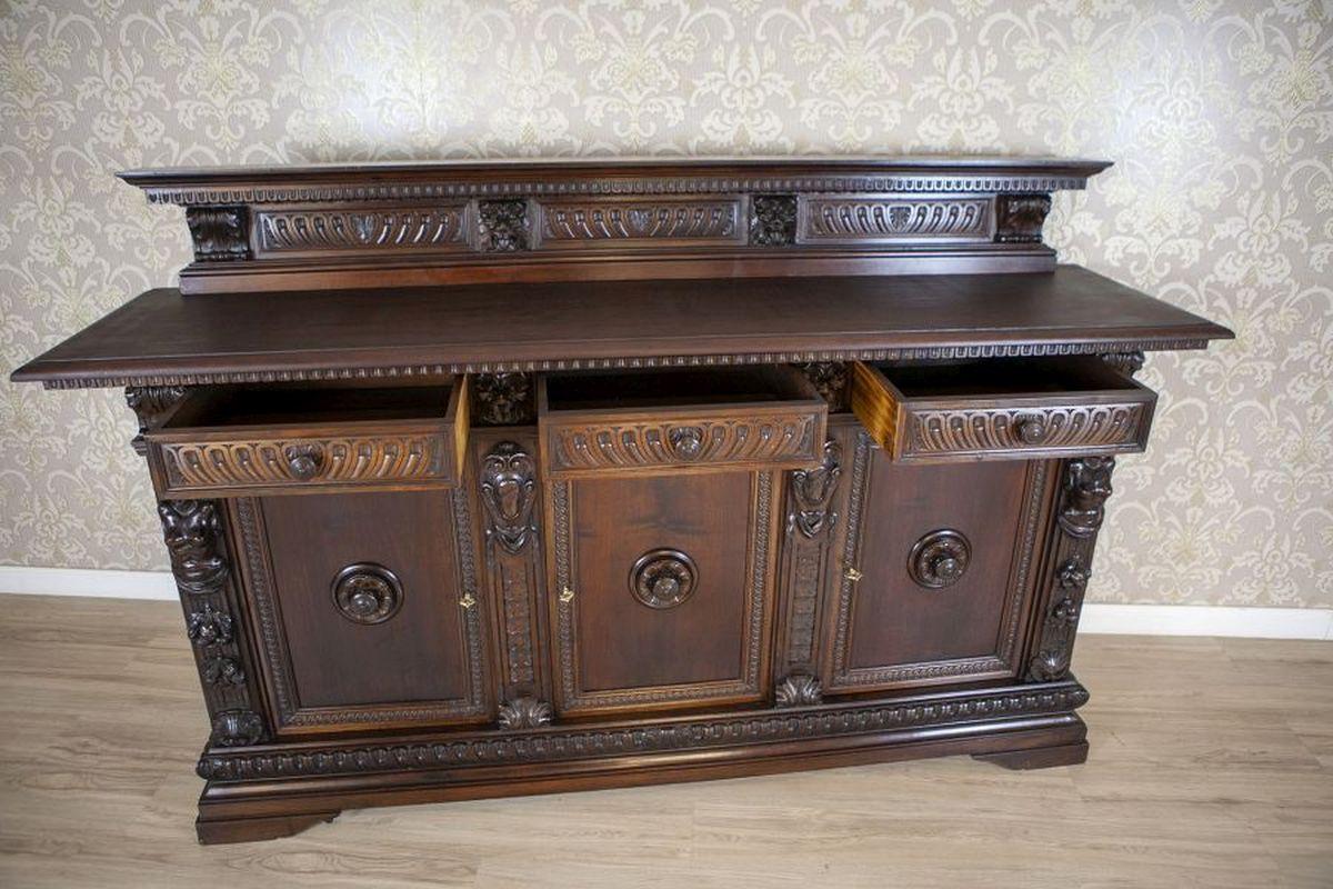 Neorinascimentale Credenza e credenza in Oak di fine Ottocento in stile rinascimentale in vendita
