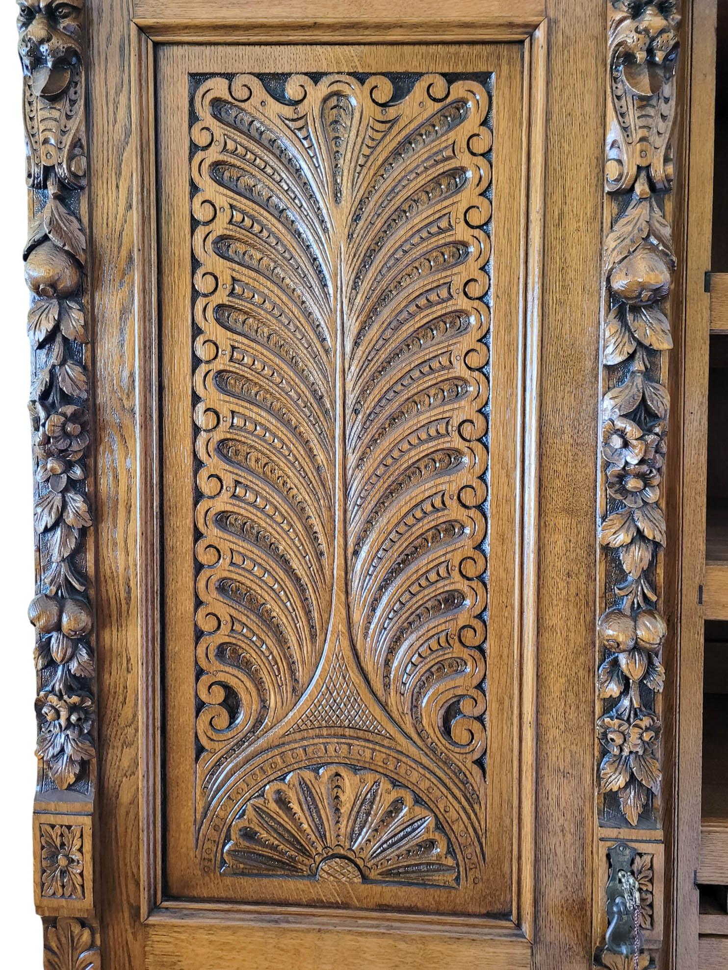 Armoire en Oak Revive - Début du XXe siècle, Angleterre en vente 2