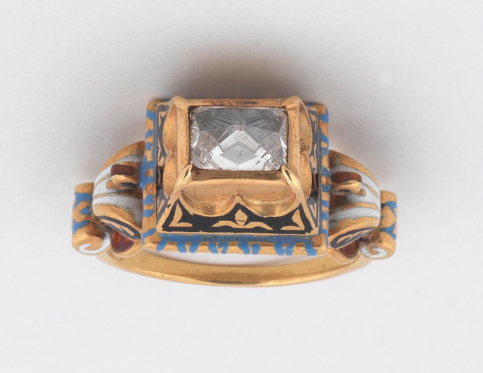 A beautiful Point cut Diamond of about 1ct mounted on a 22kt gold Renaissance period ring with squared shapes and decorations typical of the period, the decorations are in enamels of several colors: white, blue, red and black, in excellent condition