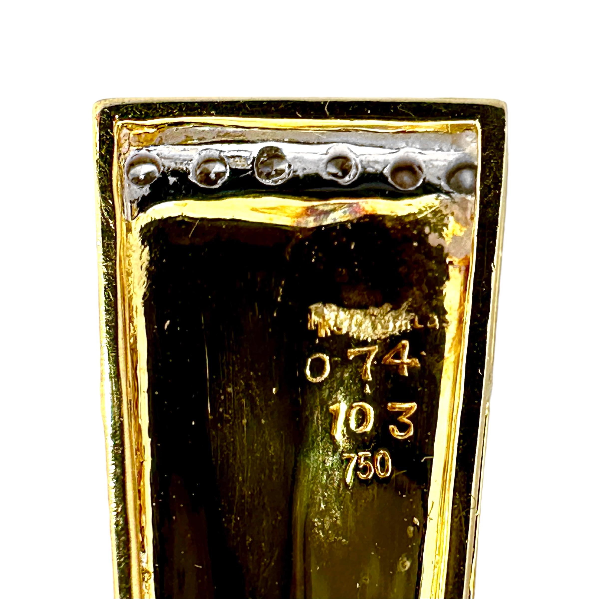 Neorenaissance-Revival-Stil 18 Karat Gold Kreuz mit Rubin in der Mitte und Diamanten (Brillantschliff)