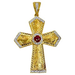 Neorenaissance-Revival-Stil 18 Karat Gold Kreuz mit Rubin in der Mitte und Diamanten