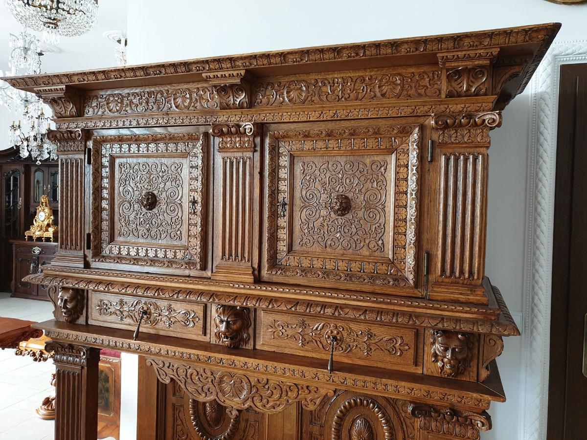 A remarkable piece of furniture museum-class. For connoisseurs of the subject. Unique, made to individual order as a masterpiece, palace dresser in Renaissance Revival style, embellished with an exceptionally intricate, chunky woodcarving of the