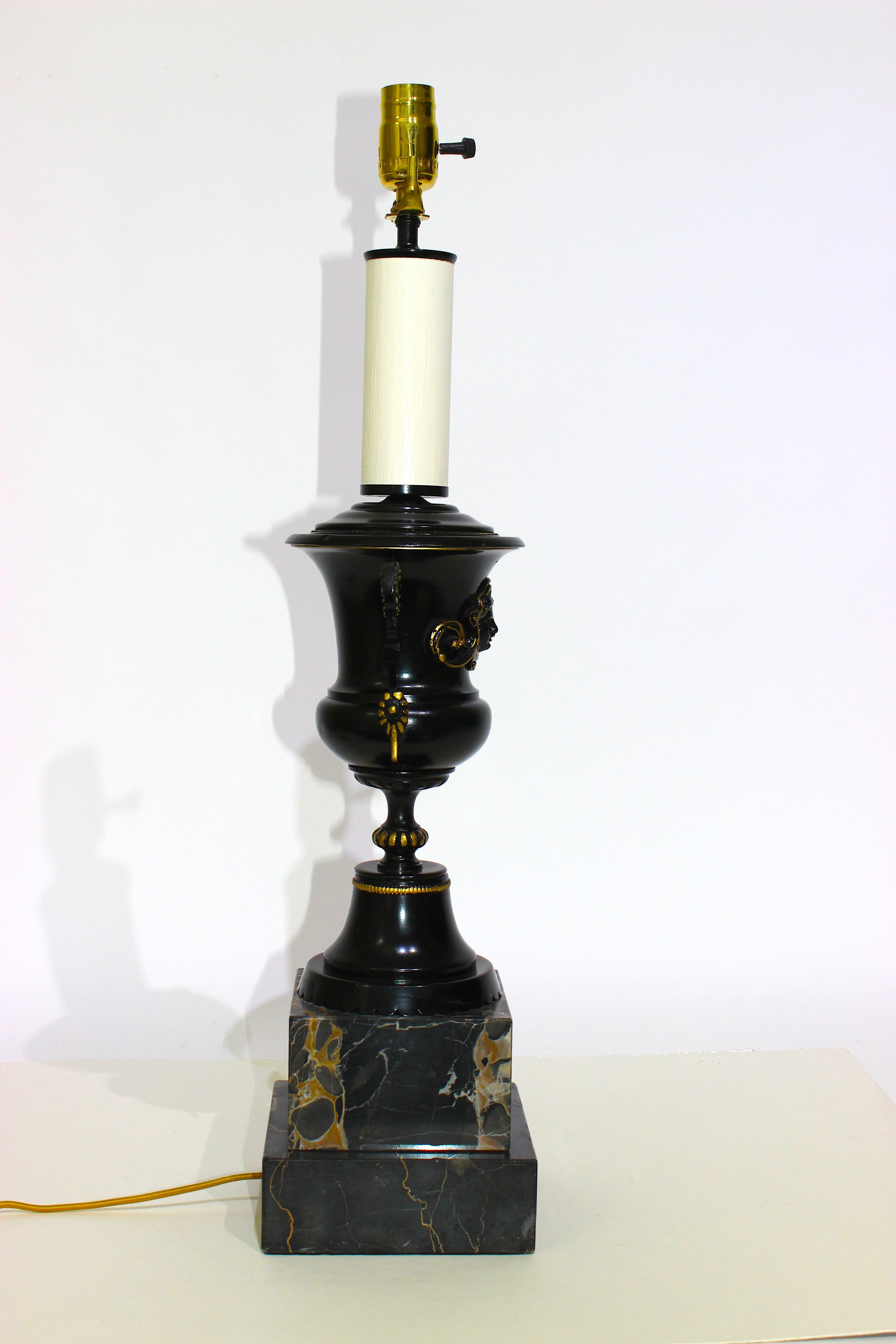 Renaissance Revival Table Lamp  For Sale 4
