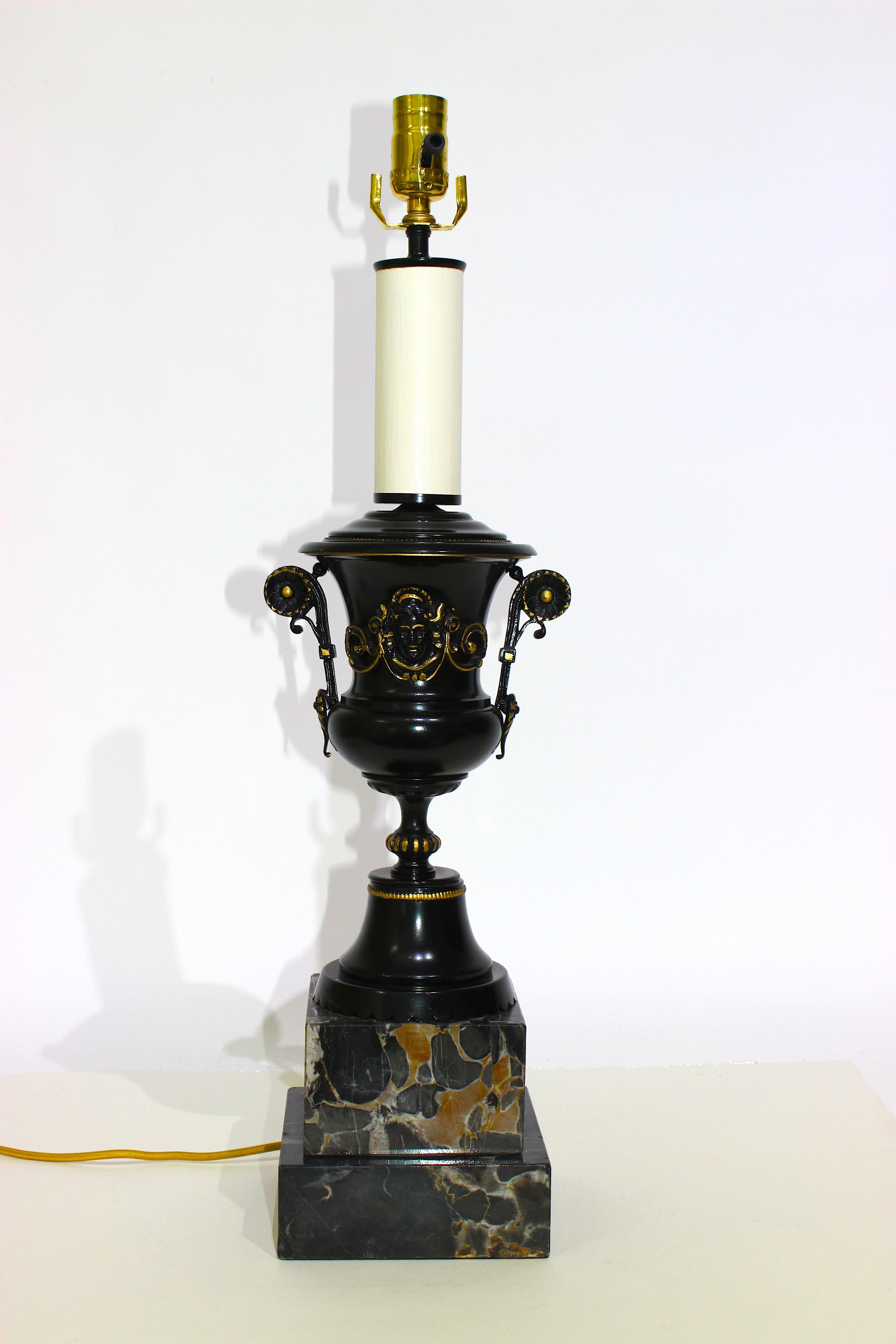 Renaissance Revival Table Lamp  For Sale 5