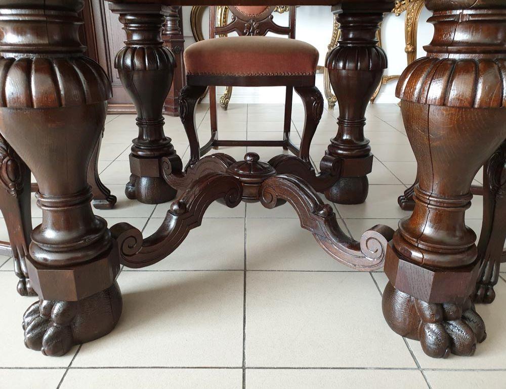 Renaissance Revival Table Set, Living or Dining Room, Table and 4 Chairs For Sale 4