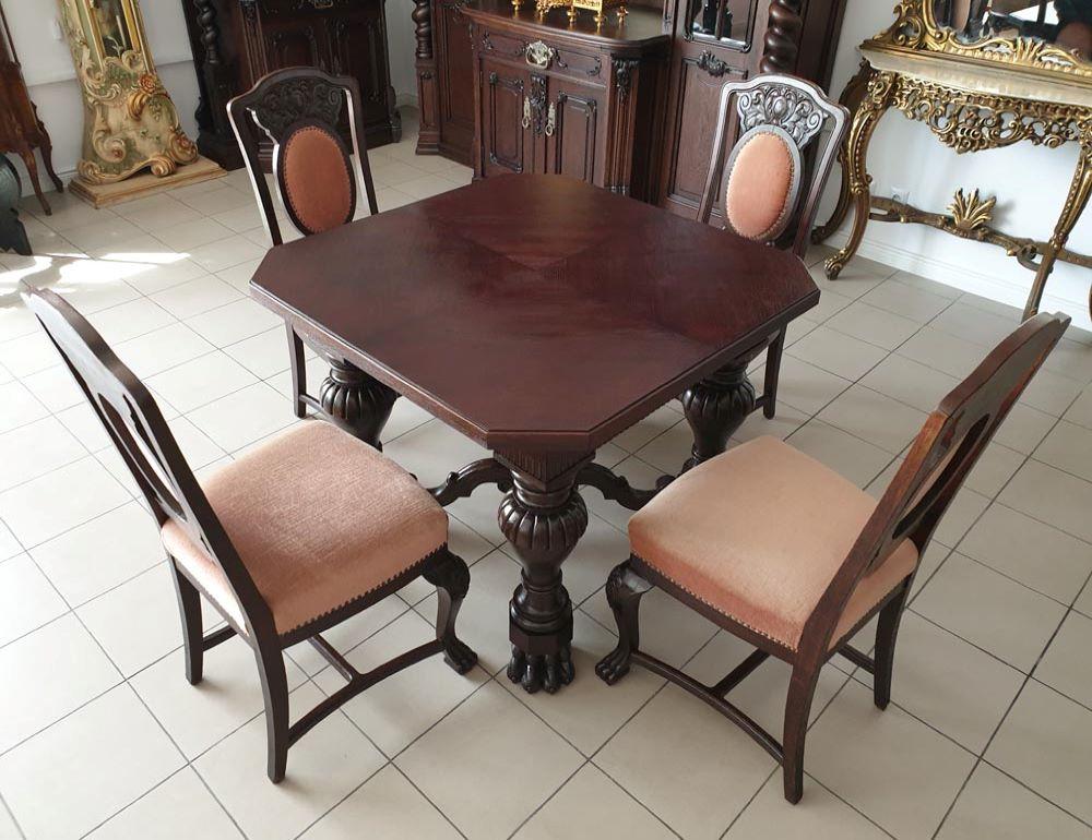 Impressive, Renaissance revival table set for the living room or dining room.
Particularly noteworthy is the beautiful and rich woodcarving and very effective table legs and chairs in the form of so-called carved solid wood. Lion paws.
Due to the