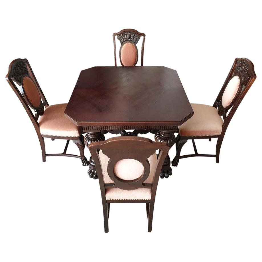 Renaissance Revival Table Set, Living or Dining Room, Table and 4 Chairs For Sale