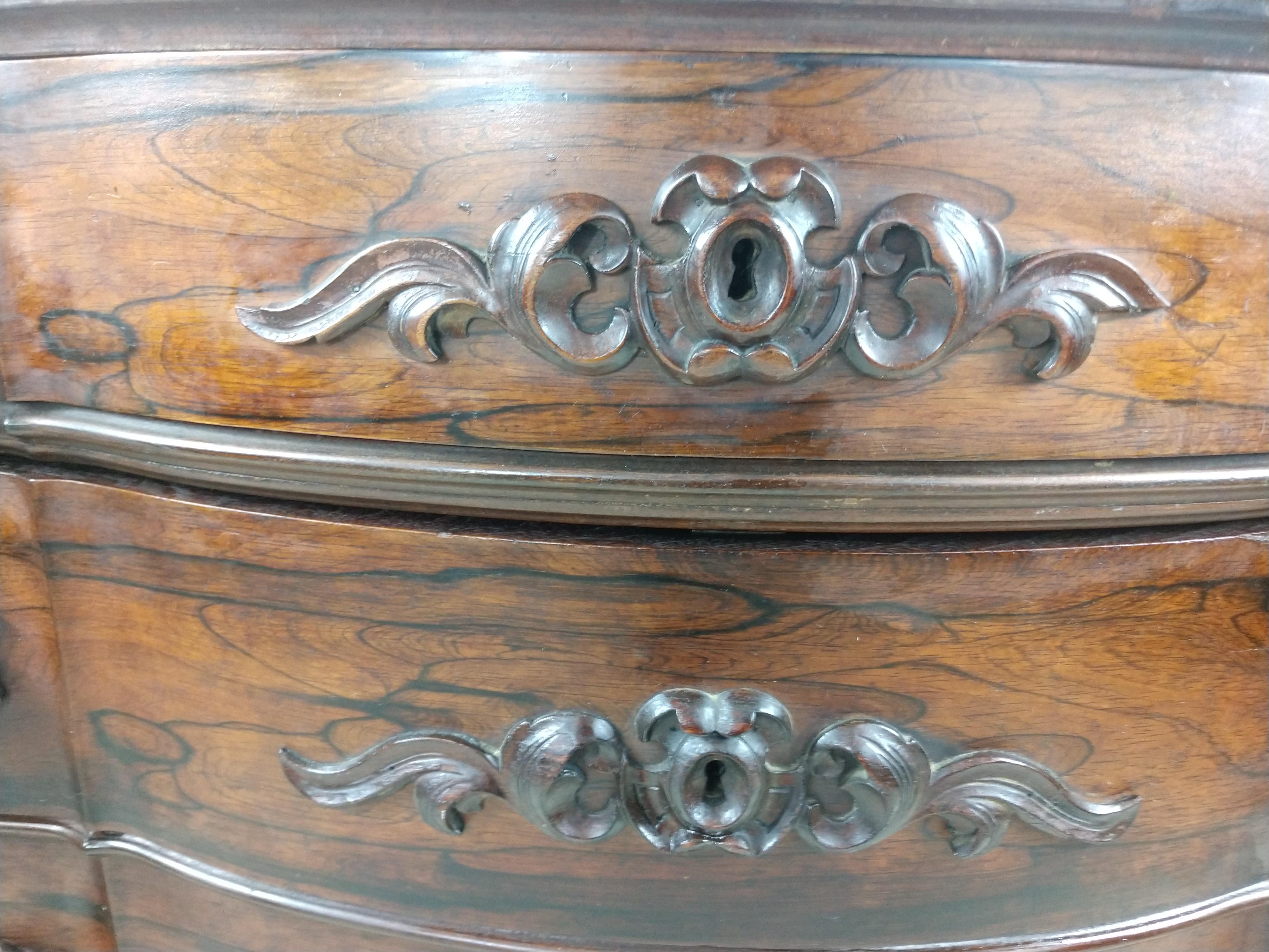 Renaissance Revival Victorian Rosewood 4 Drawer Dresser, C1870 2