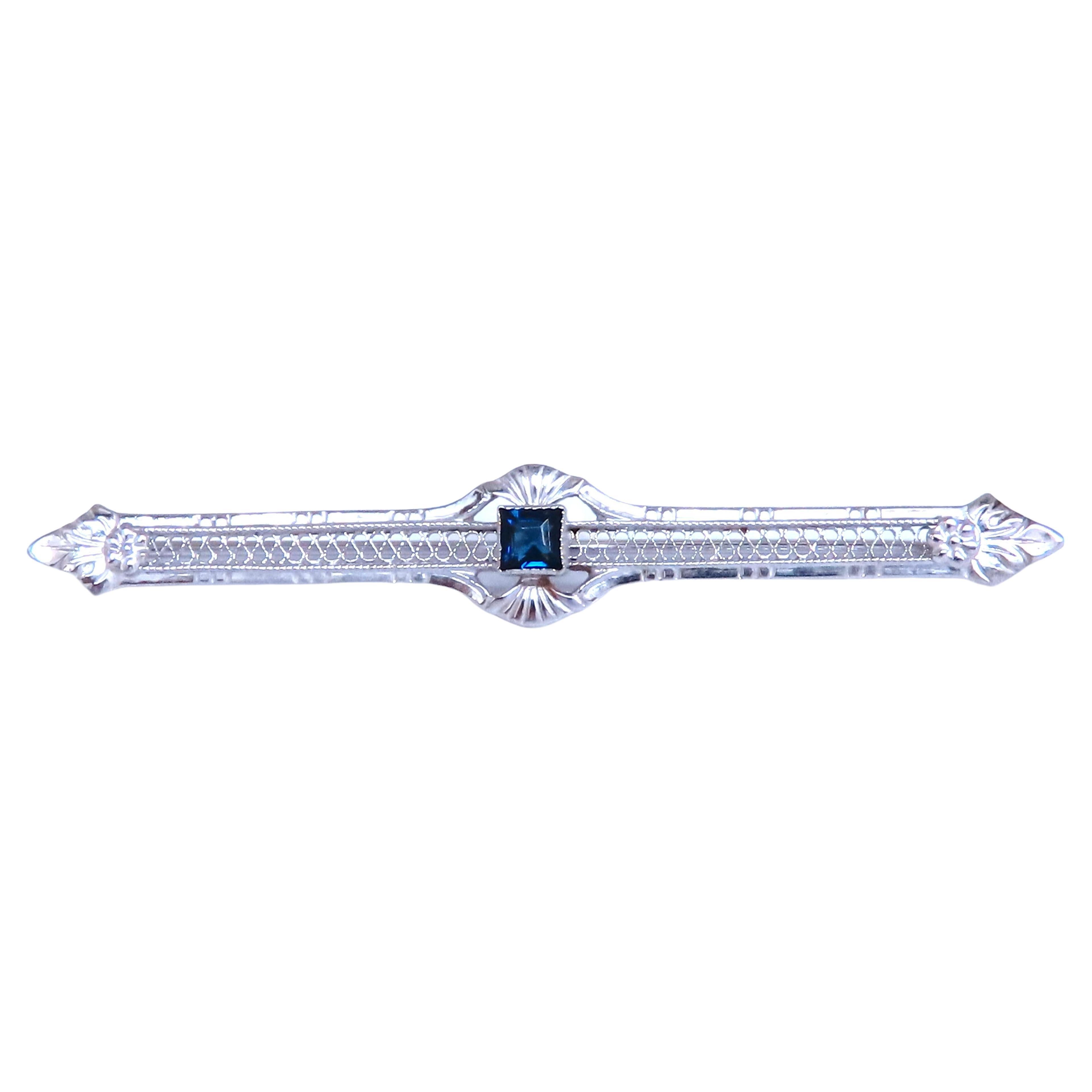 Renaissance Revival Vintage Sapphire pin 14kt 12535
